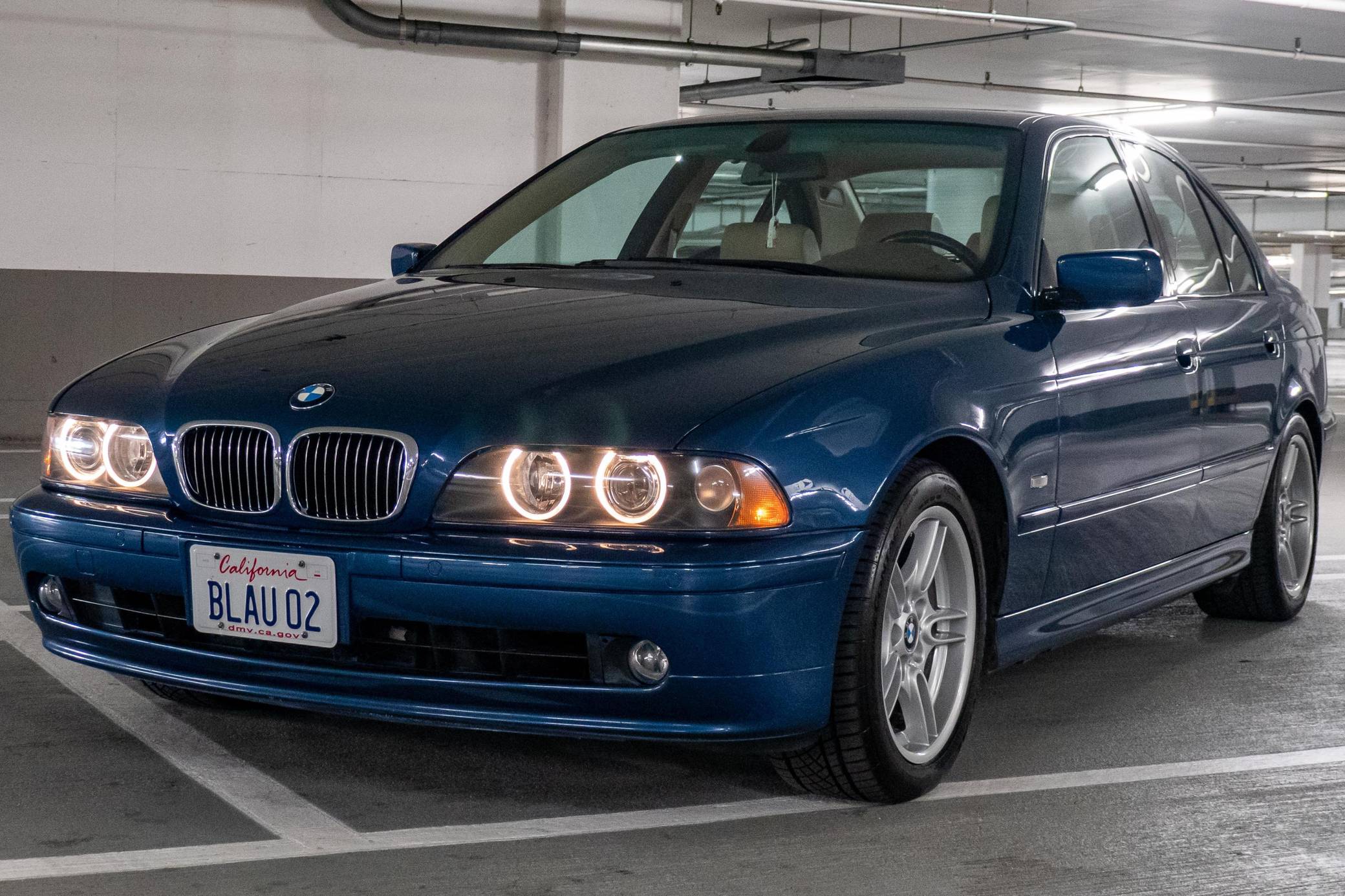 2002 BMW 540i
