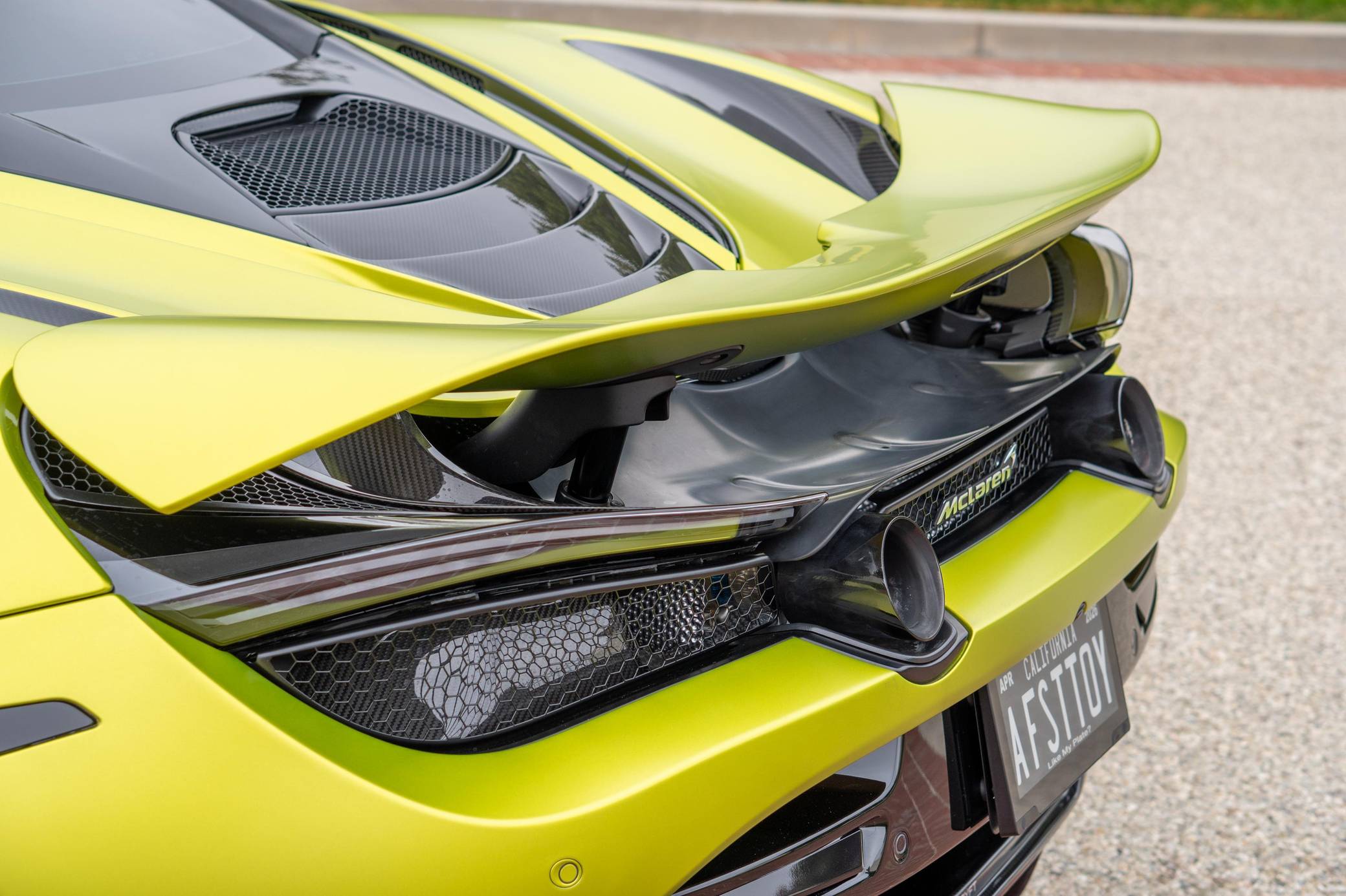 2022 McLaren 720S Performance photo 27