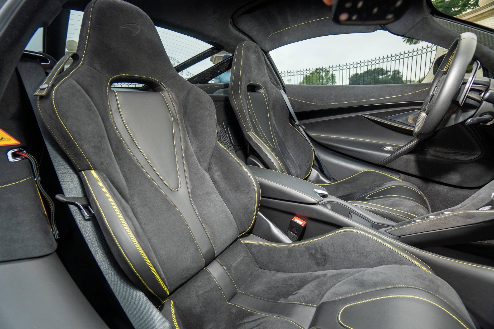 2022 McLaren 720S Performance photo 45