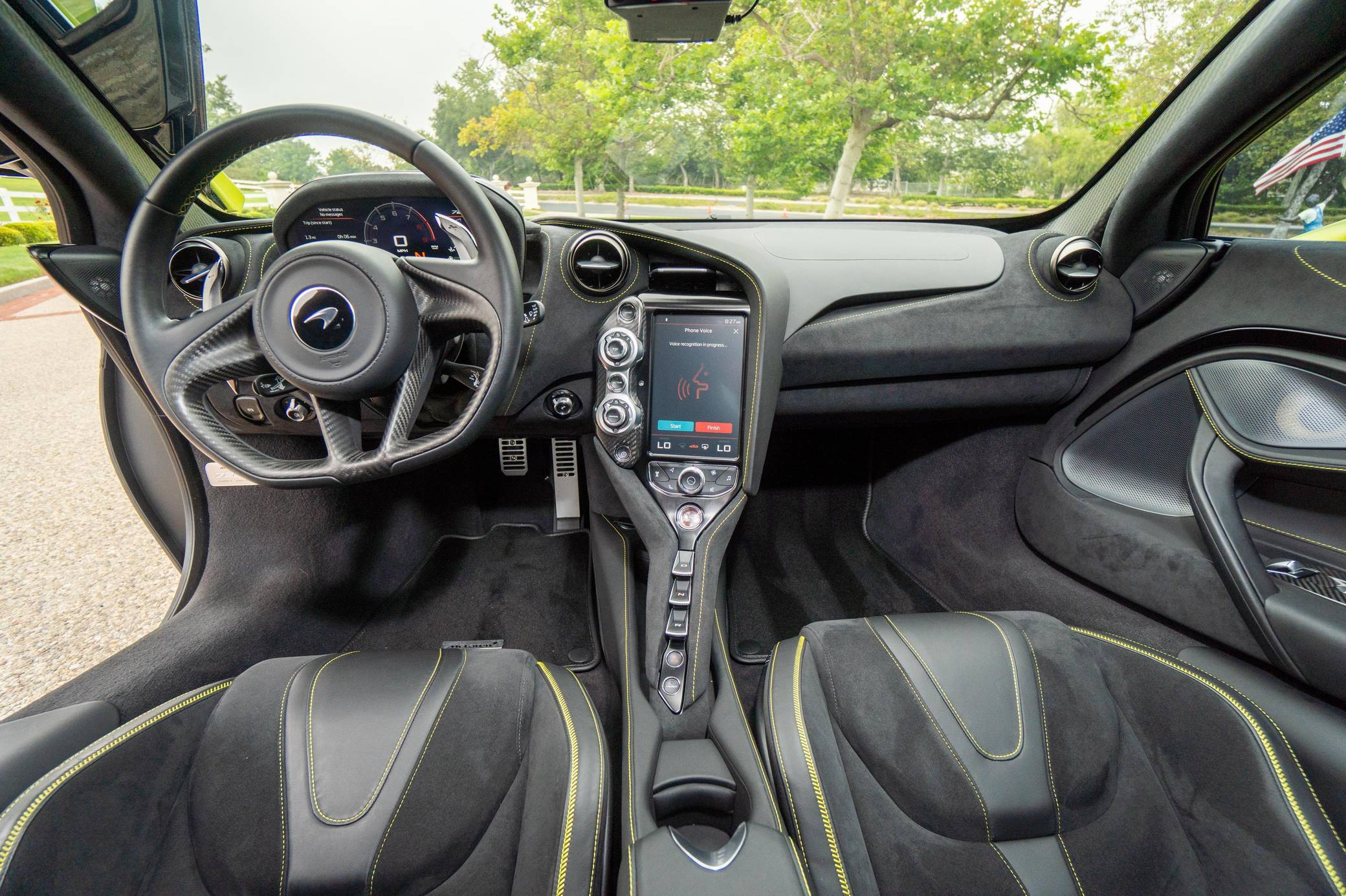 2022 McLaren 720S Performance photo 6