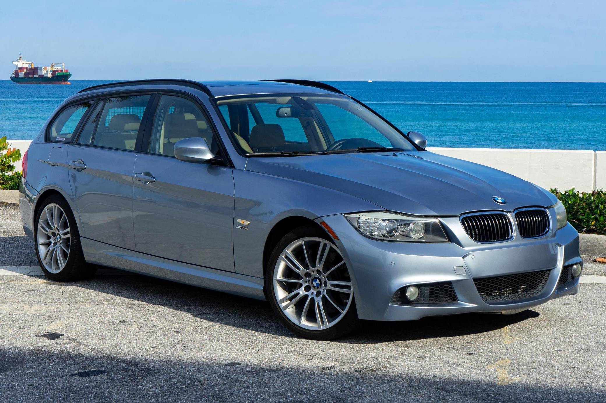 2011 BMW 328i xDrive Sports Wagon