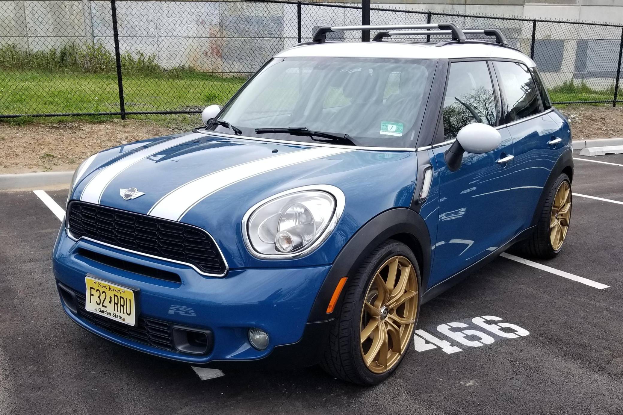 Hood and Mirror Kit | MINI COUNTRYMAN BASE 2012