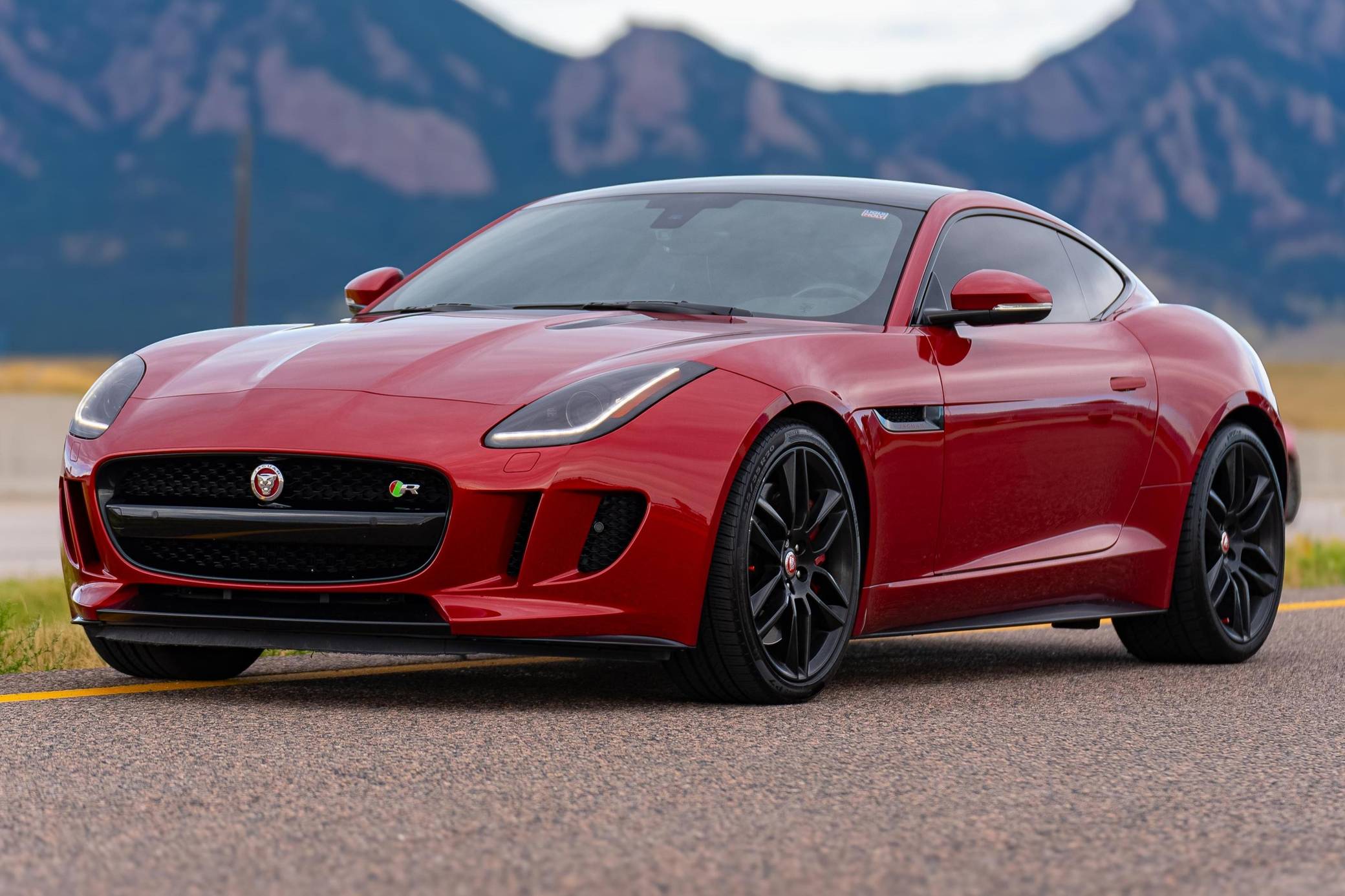 2015 Jaguar F-Type R Coupe