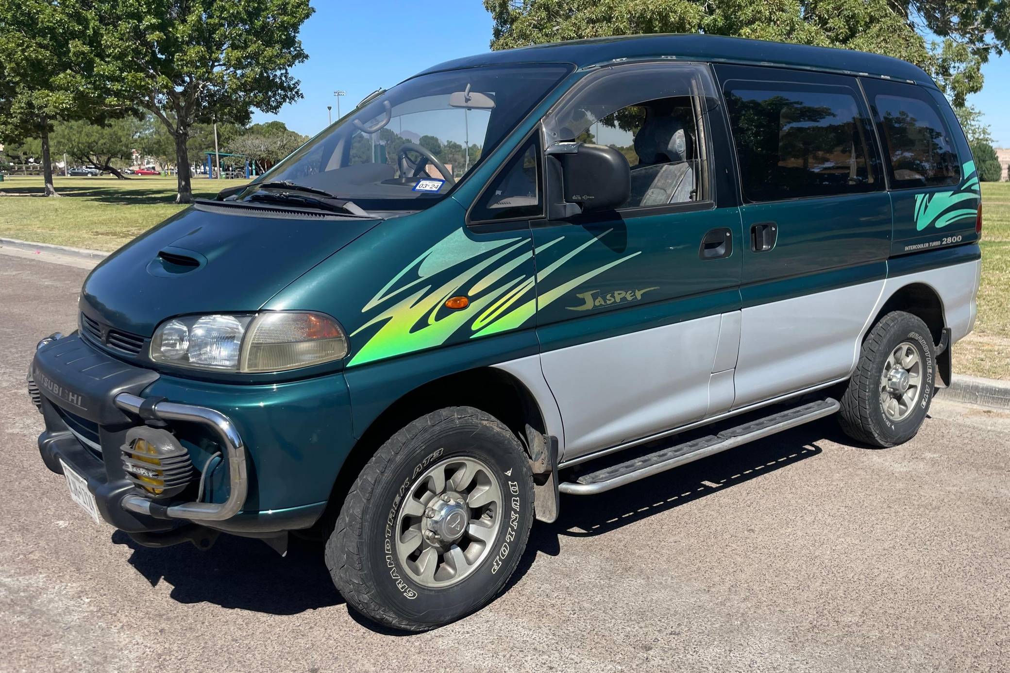 1996 Mitsubishi Delica Space Gear 4WD