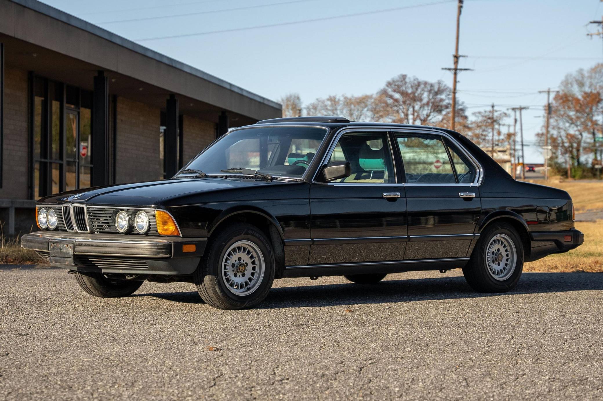 1984 BMW 733i