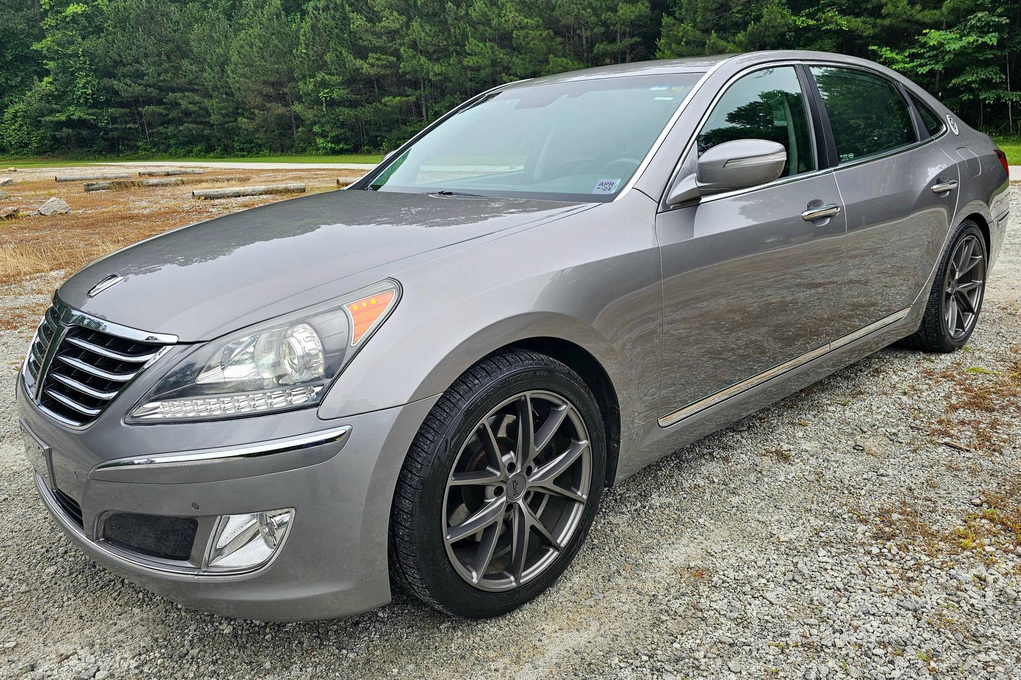 2011 Hyundai Equus Signature