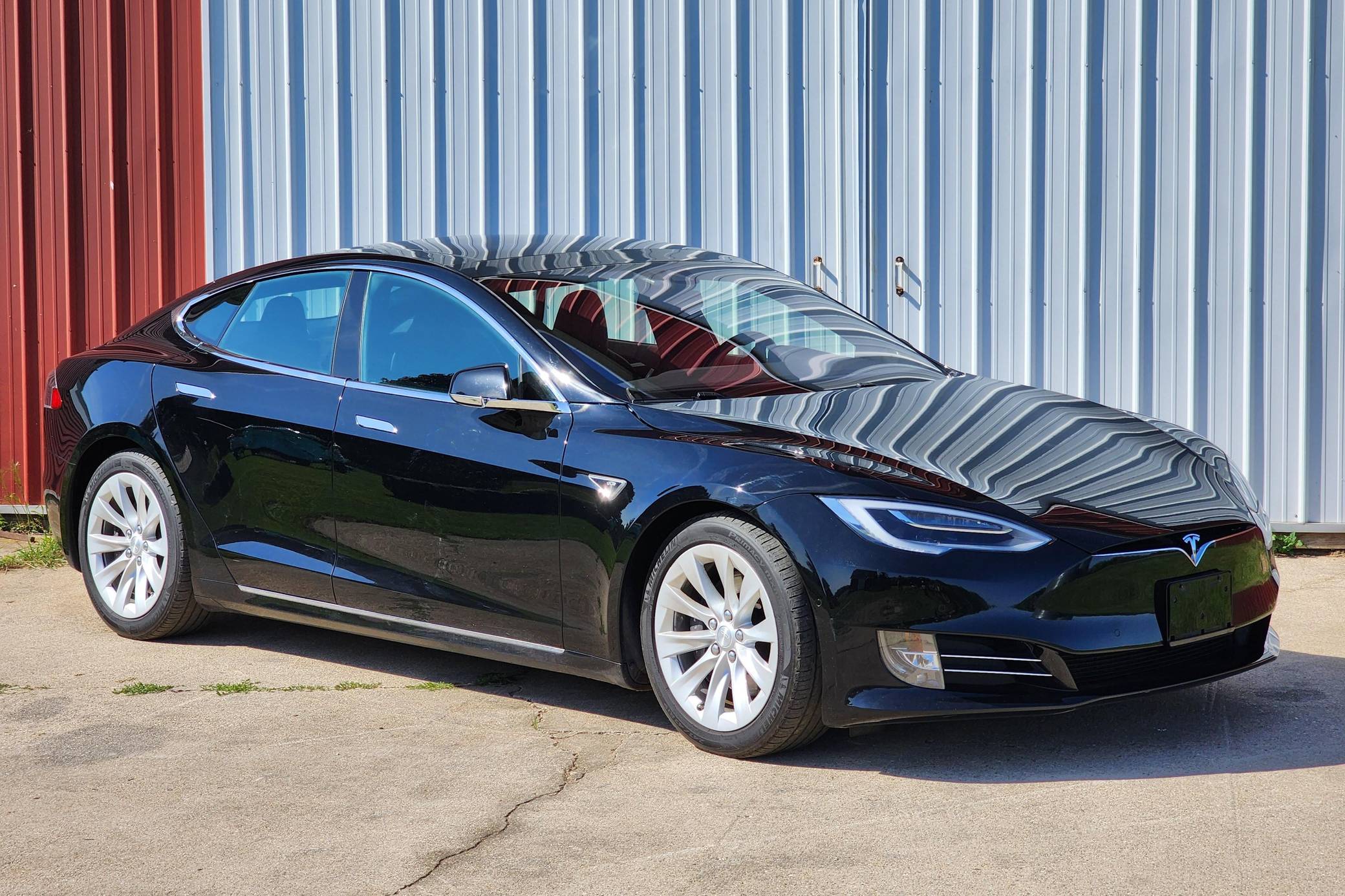 Tesla s on sale 75d range