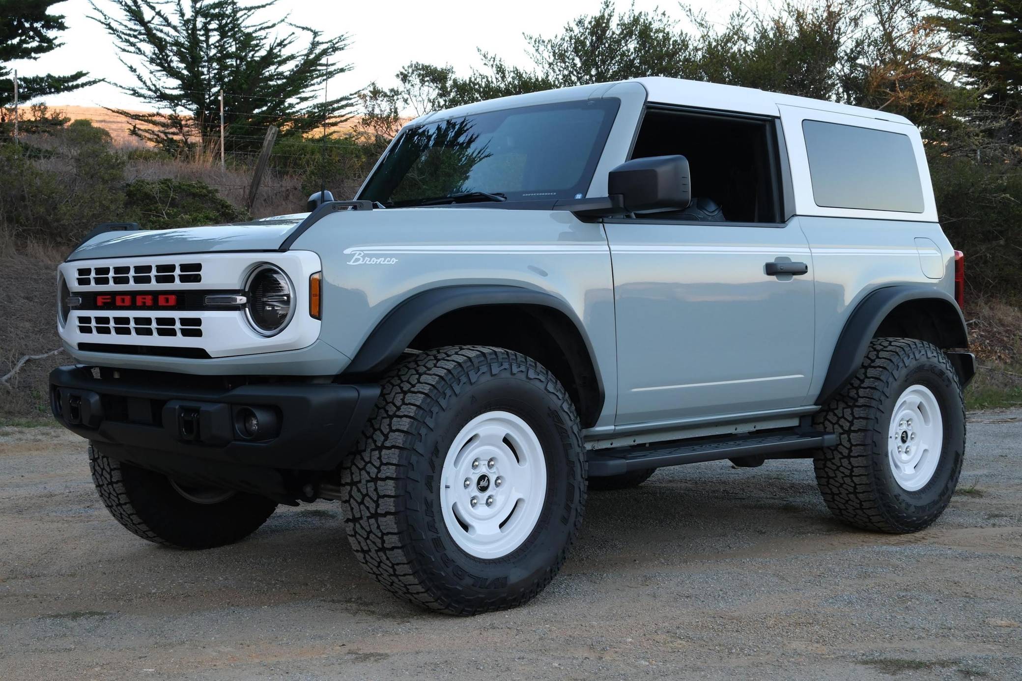 2023 Ford Bronco Heritage Edition