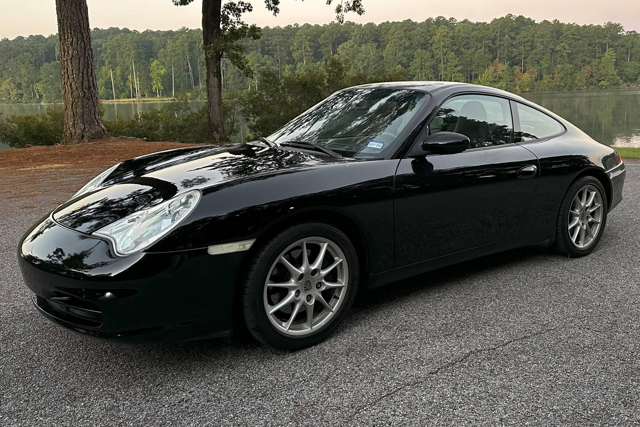 2004 Porsche 911 Carrera Coupe