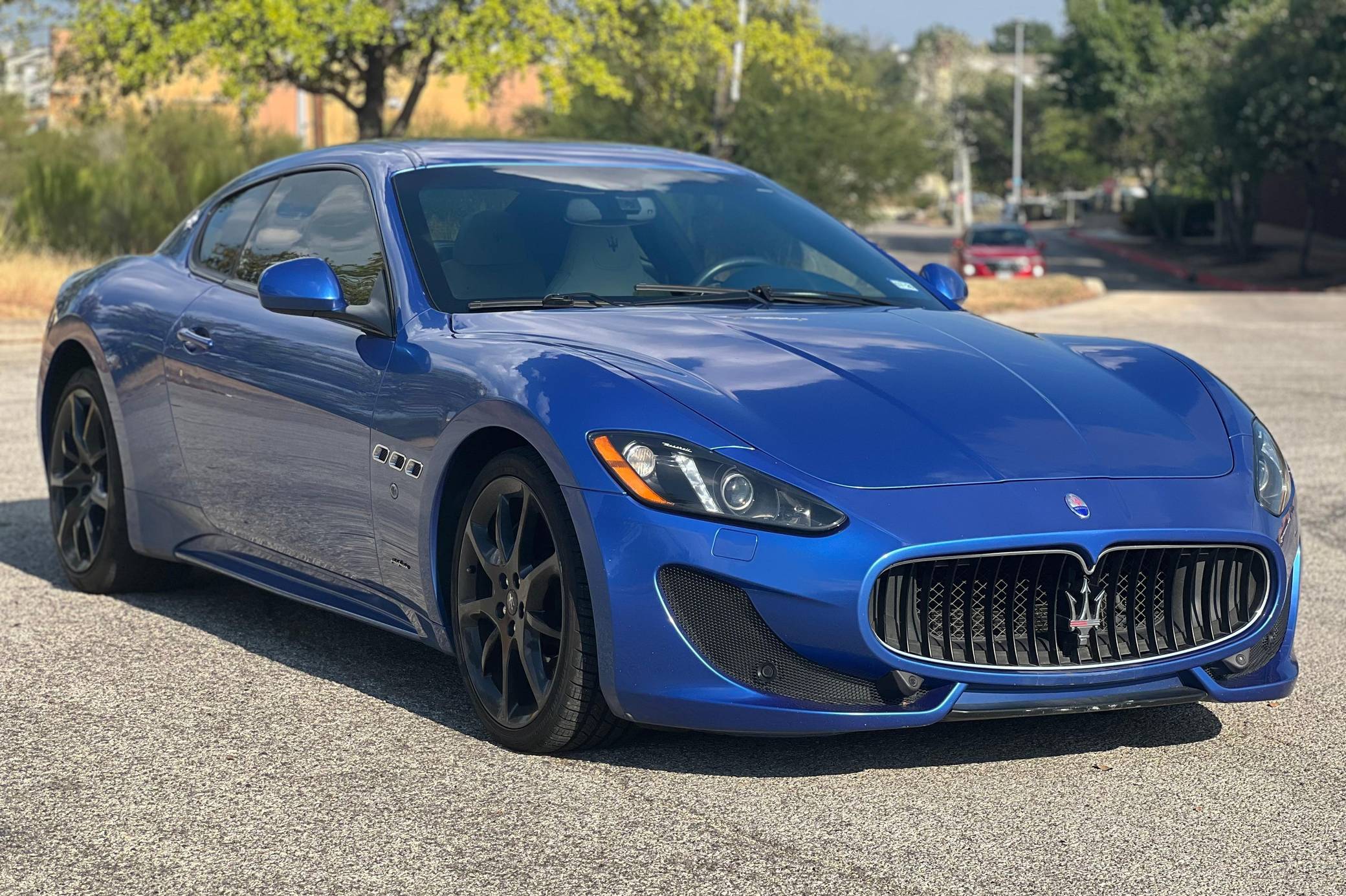 2013 Maserati GranTurismo Sport Coupe VIN: ZAM45VLAXD0068635 for