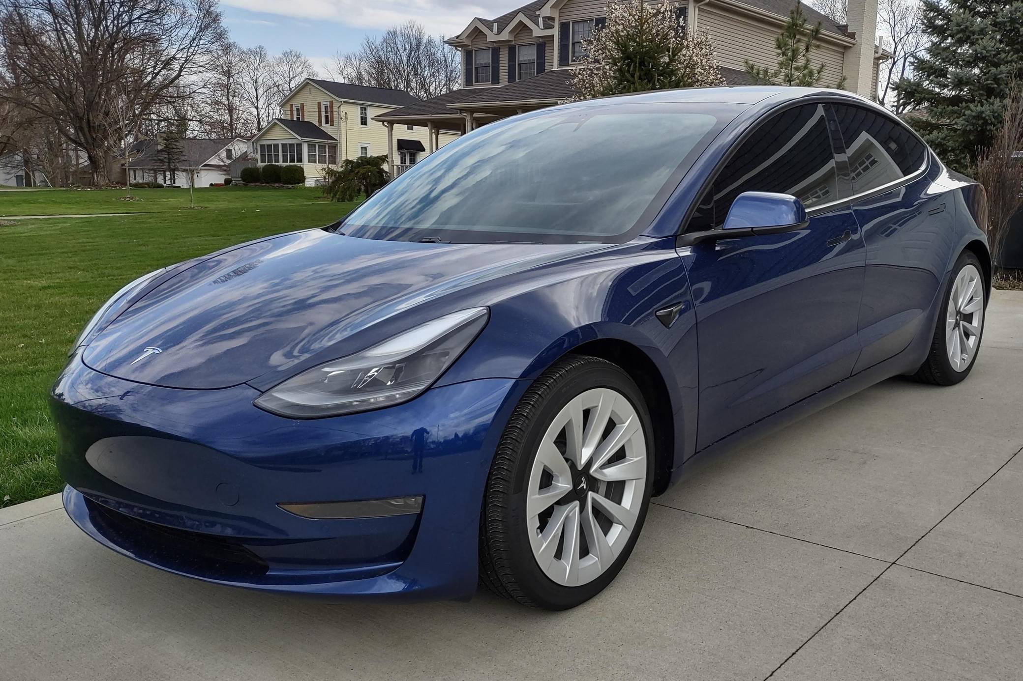 2021 blue on sale model 3