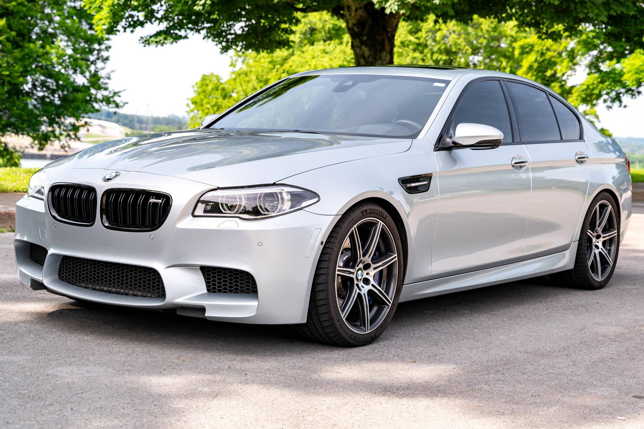 2016 BMW F10 M5