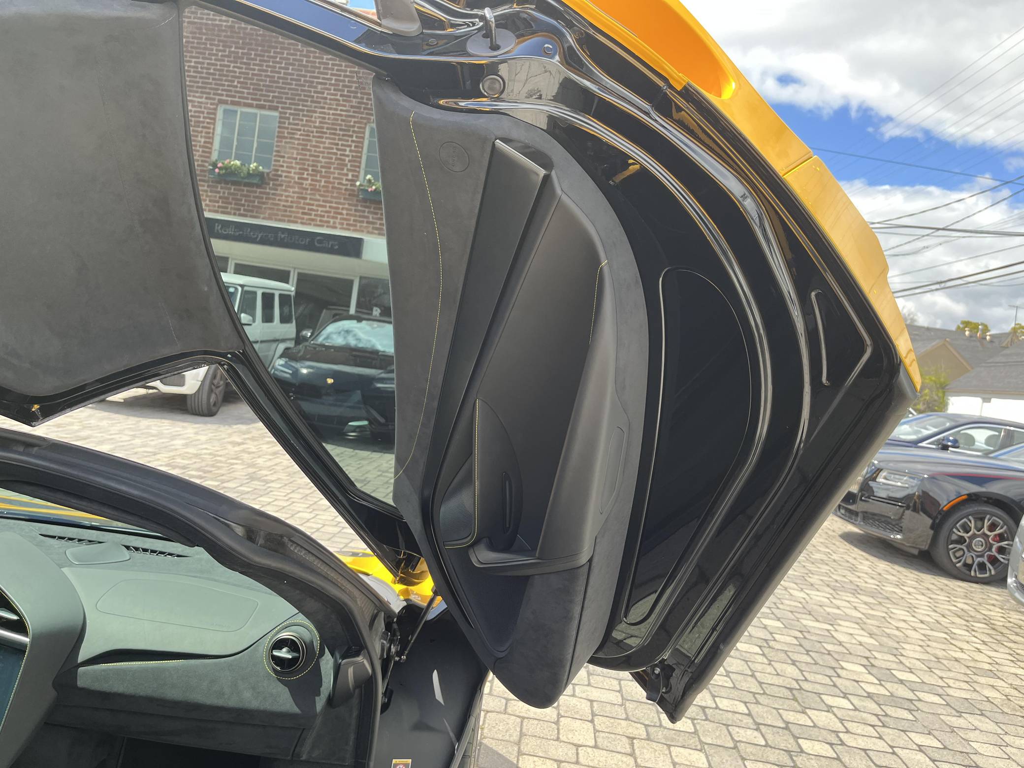 2021 McLaren 720S photo 104