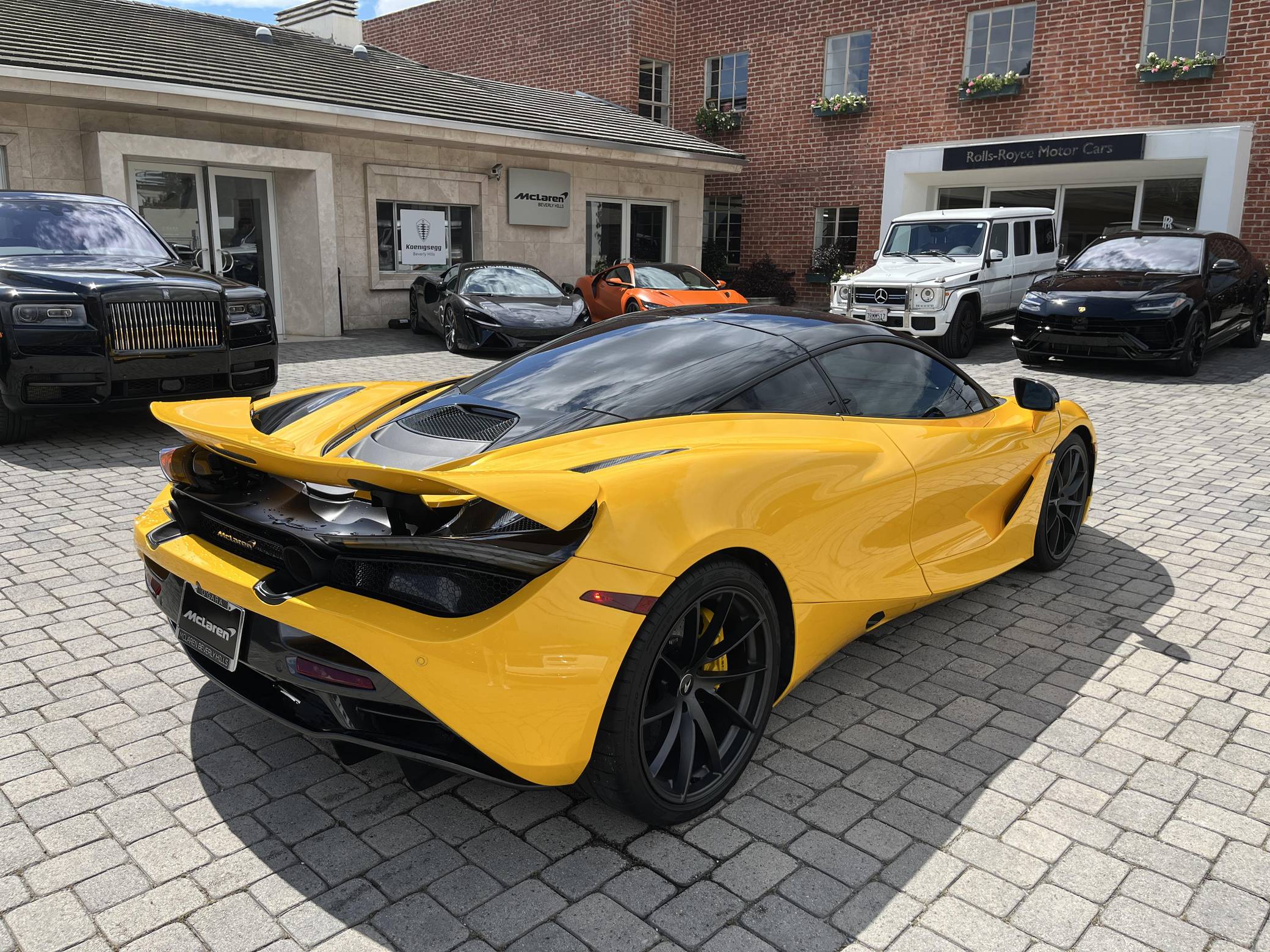 2021 McLaren 720S photo 18
