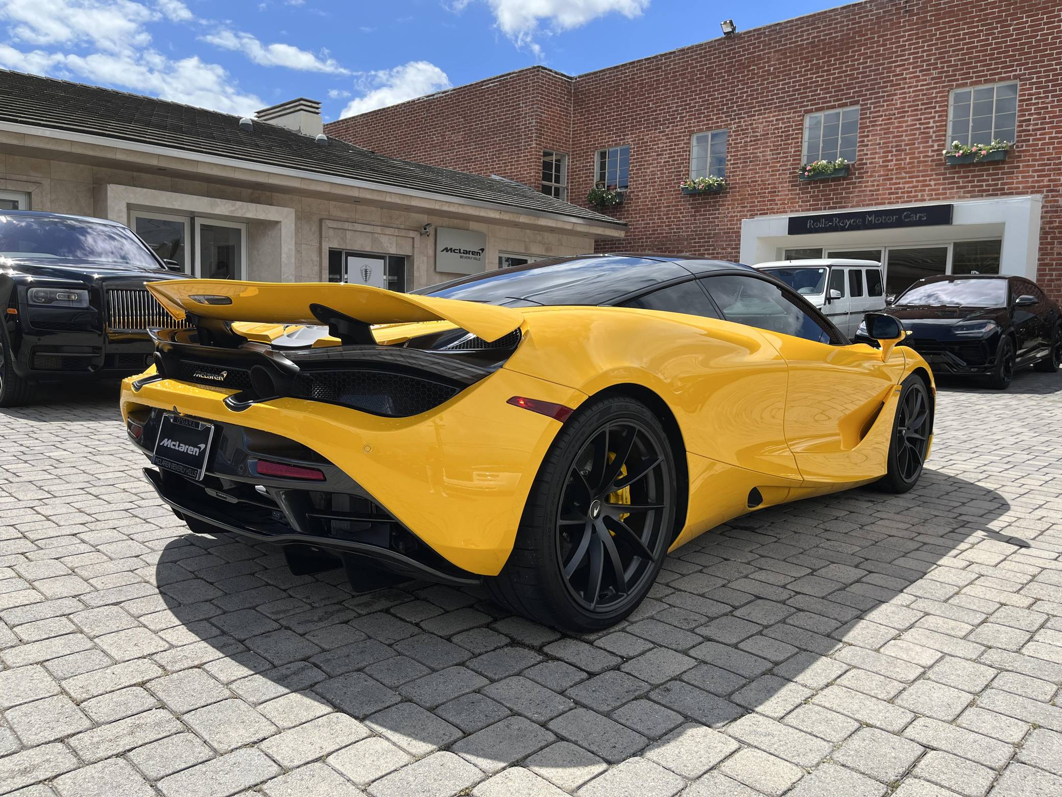 2021 McLaren 720S photo 19