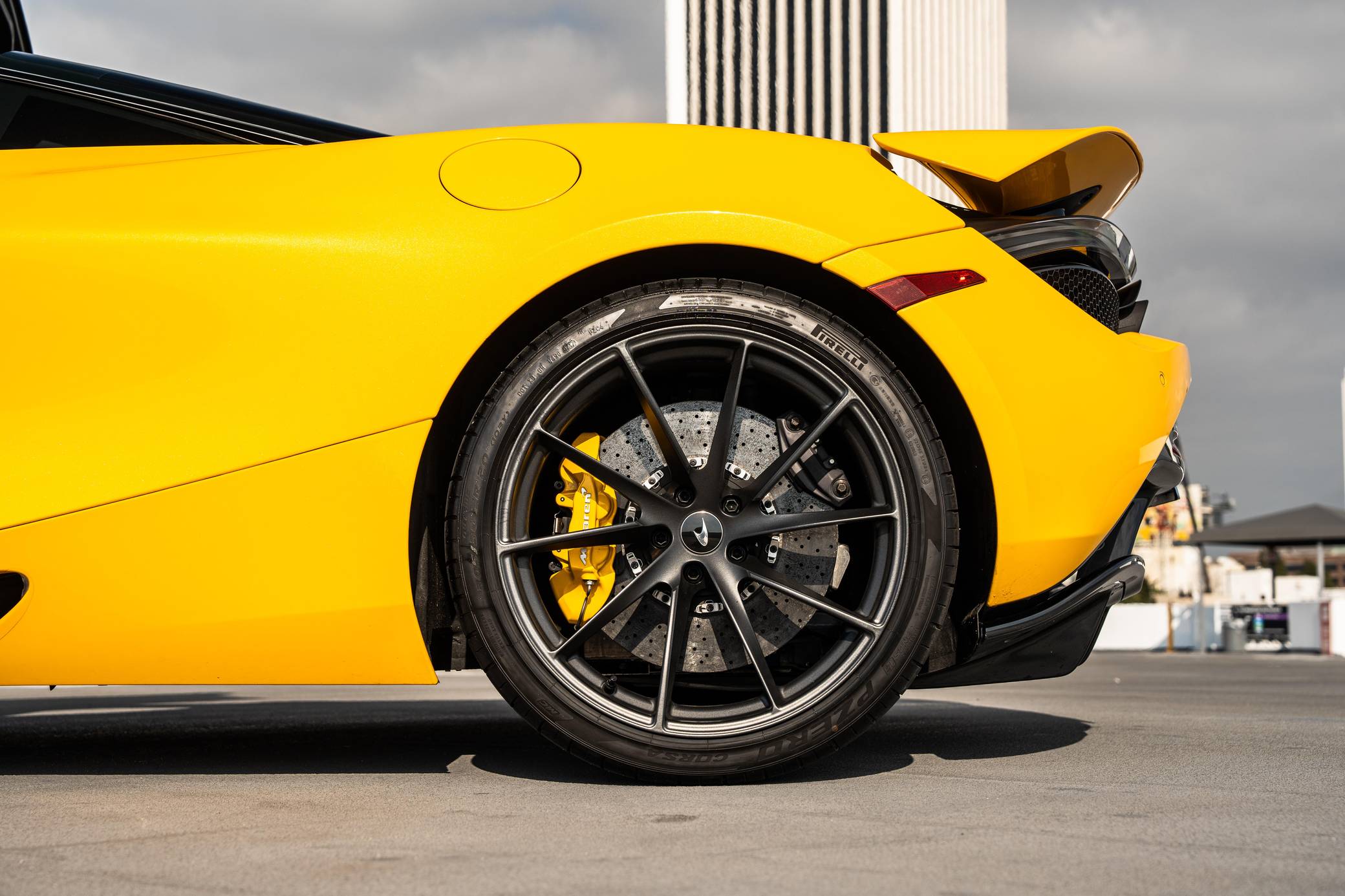 2021 McLaren 720S photo 42