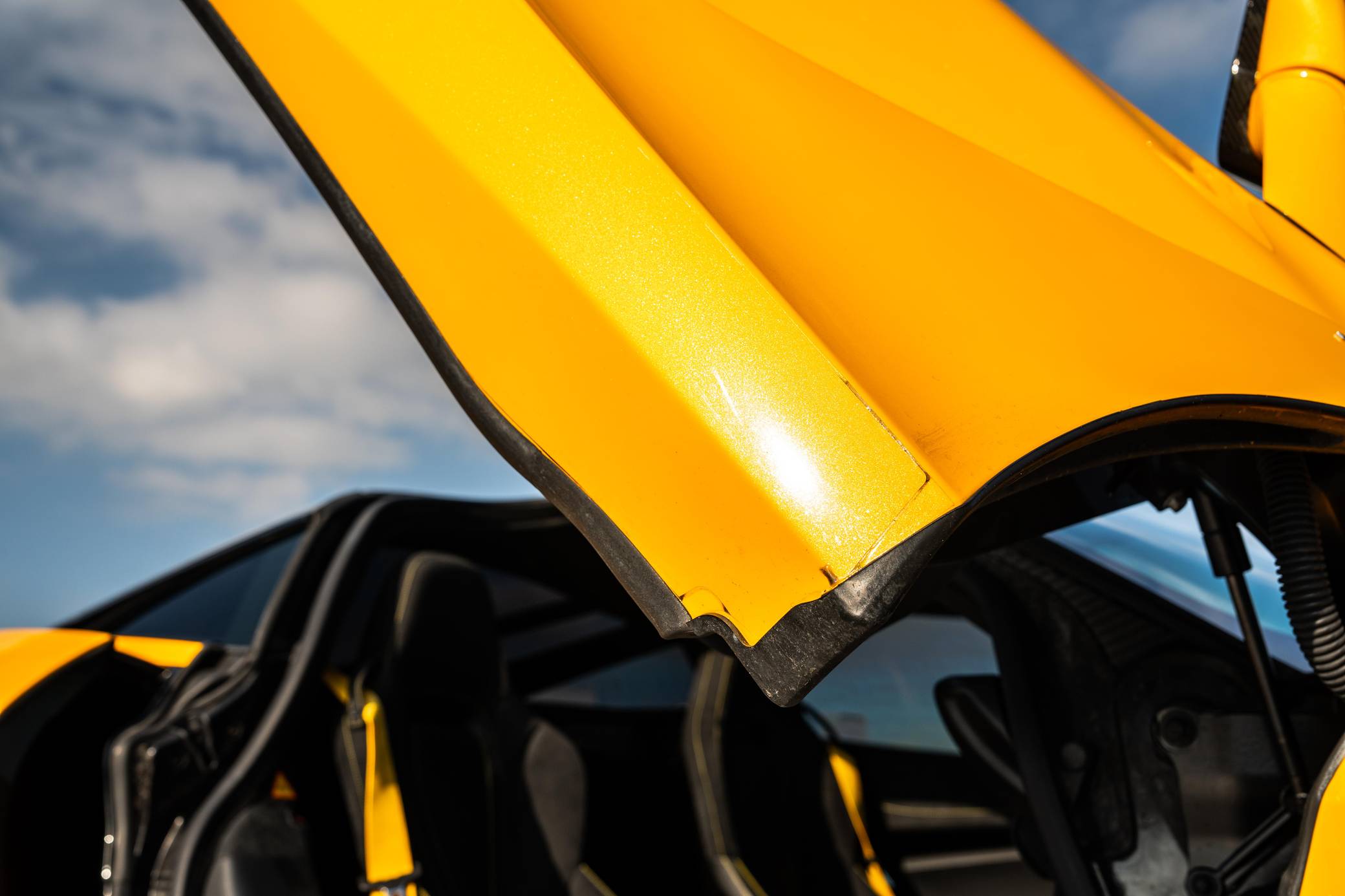 2021 McLaren 720S photo 107