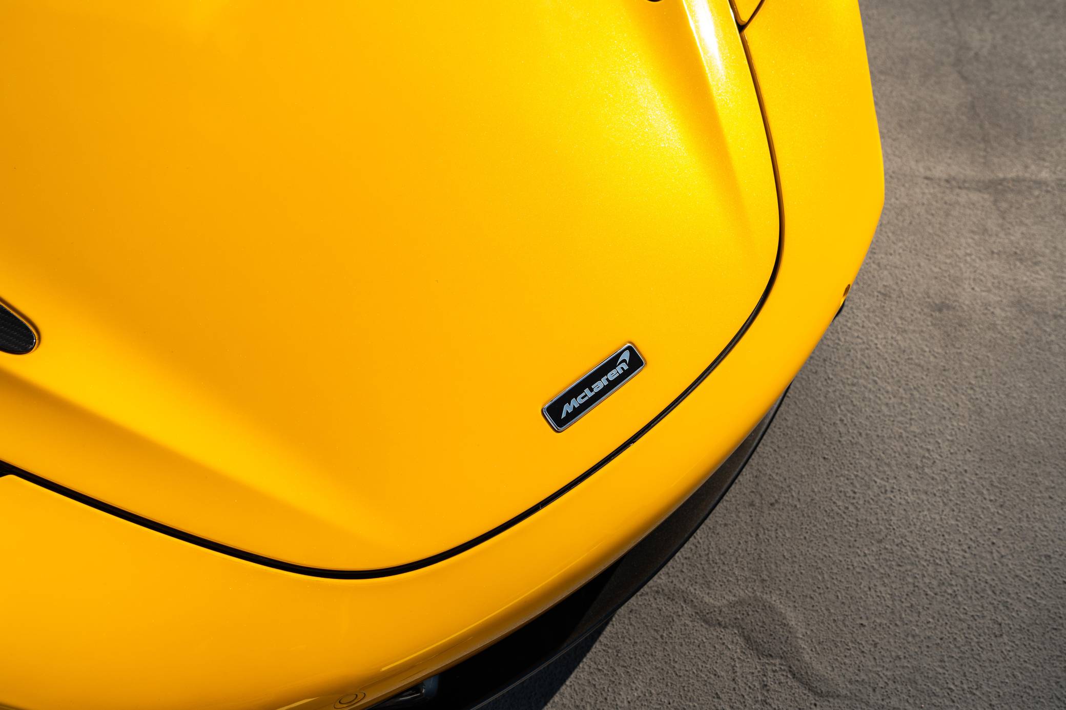 2021 McLaren 720S photo 32