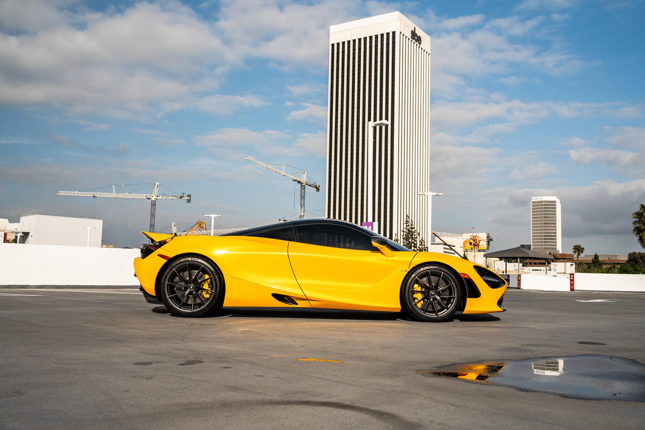 2021 McLaren 720S photo 22