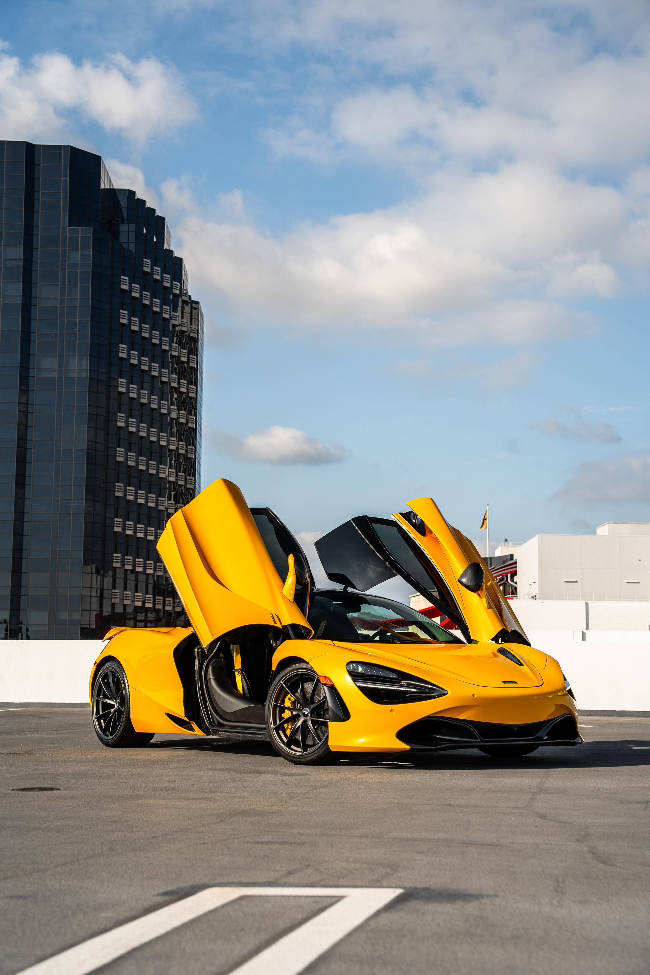 2021 McLaren 720S photo 28