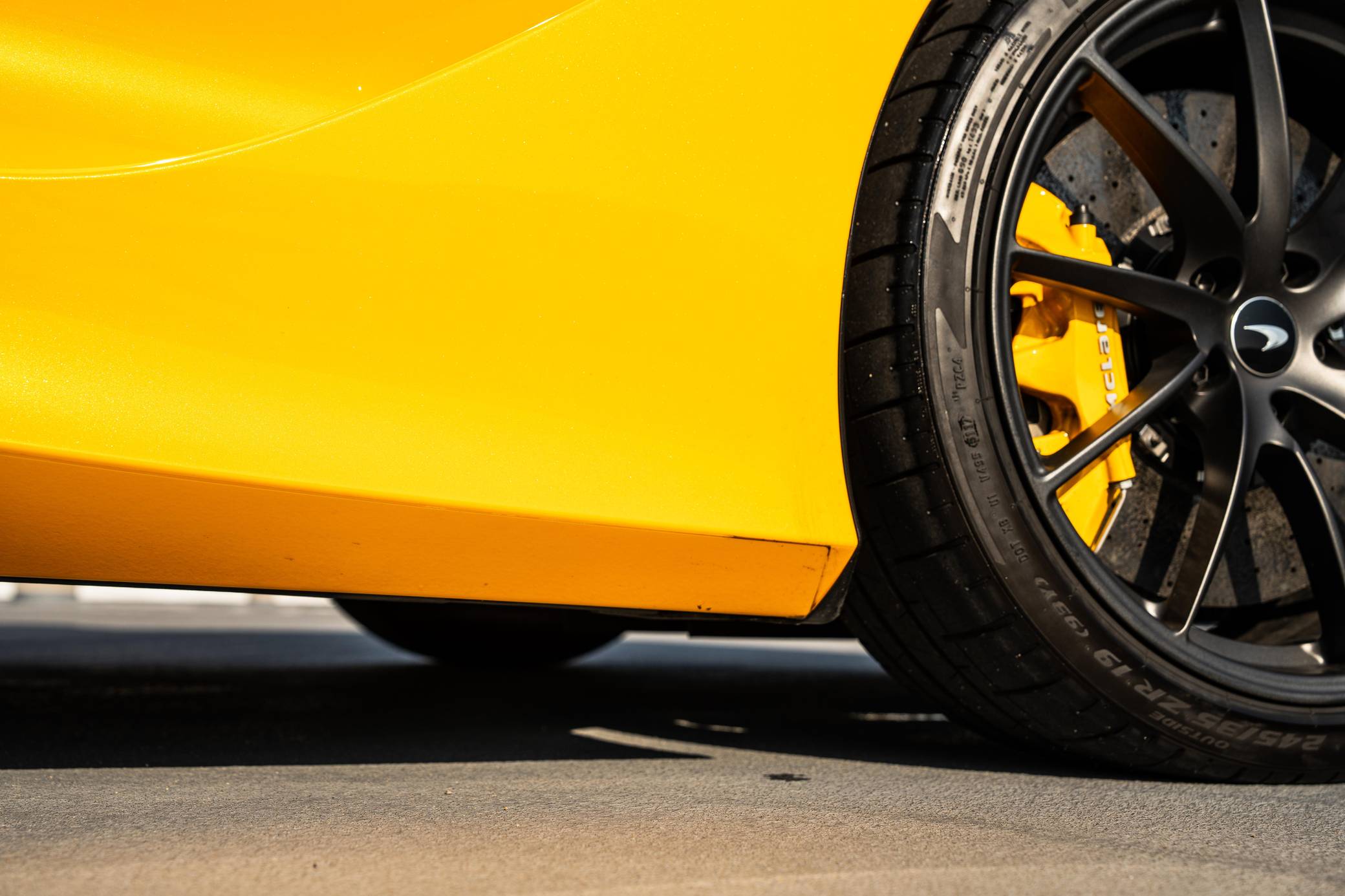 2021 McLaren 720S photo 40