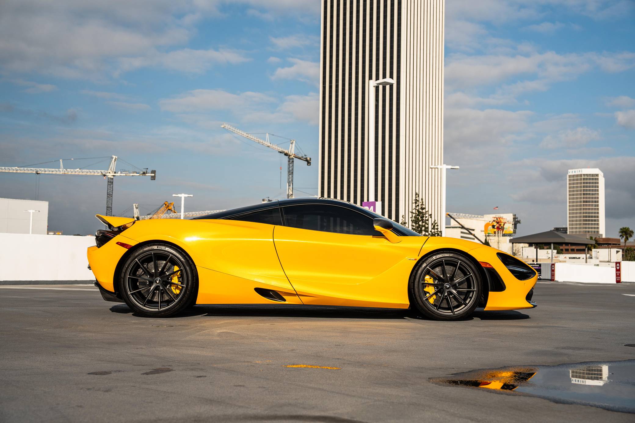 2021 McLaren 720S photo 21