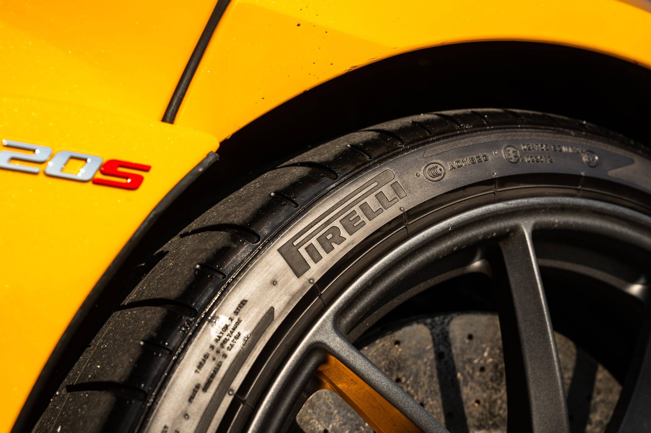 2021 McLaren 720S photo 73