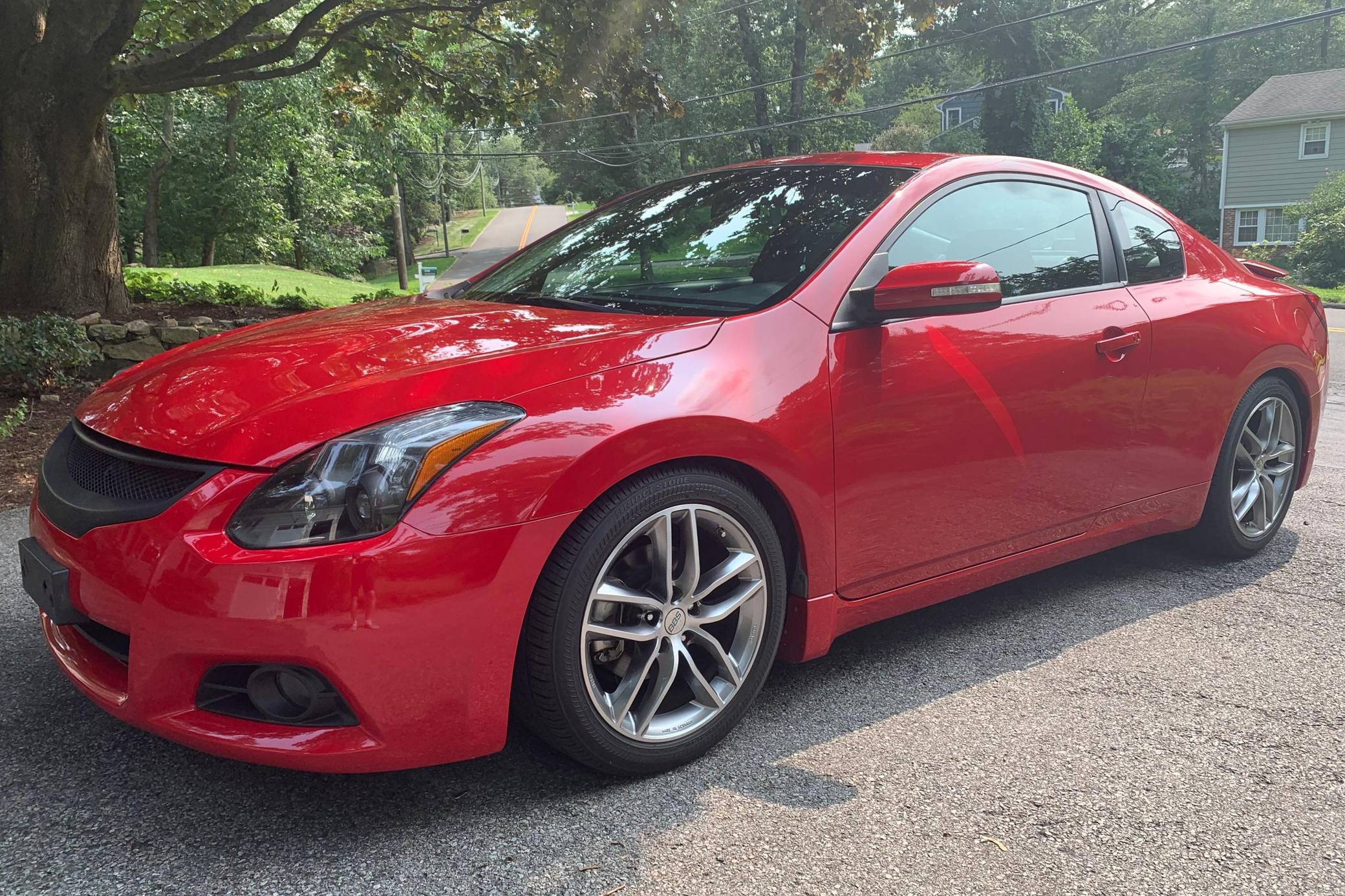 2010 Nissan Altima 3.5 SR Coupe