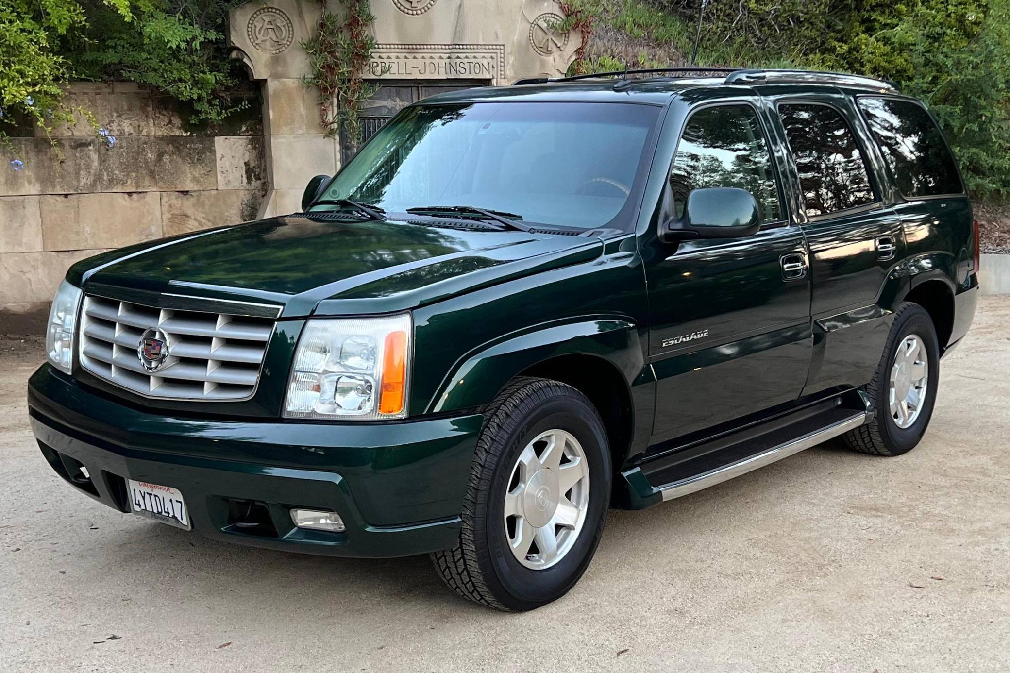 2002 Cadillac Escalade 