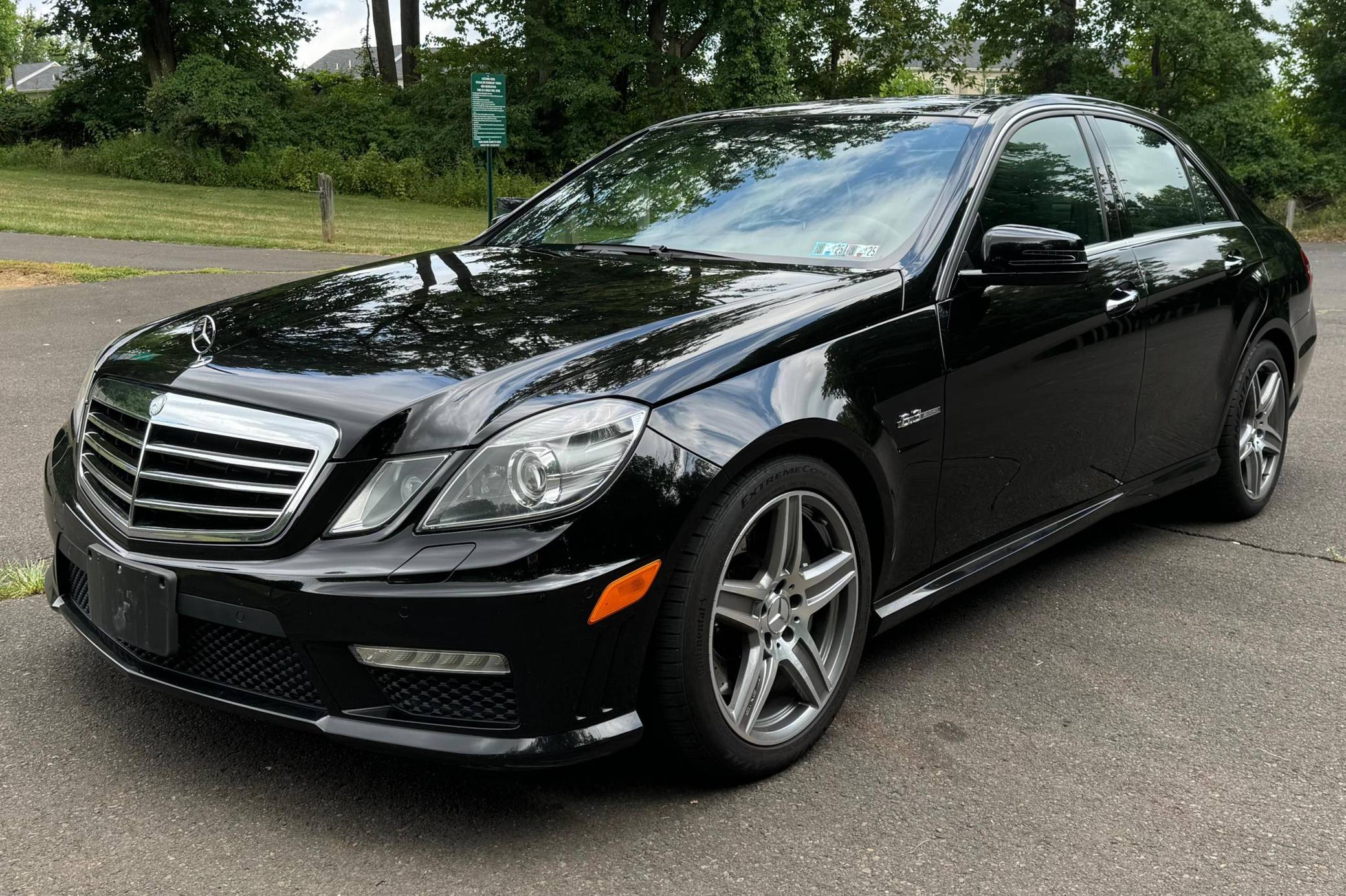 2010 Mercedes-Benz E63 AMG Sedan