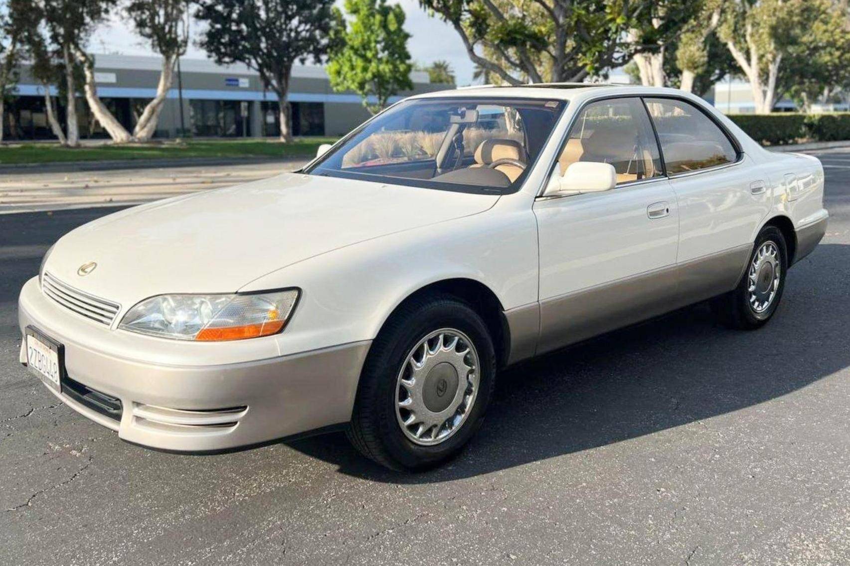 1992 Lexus ES 300