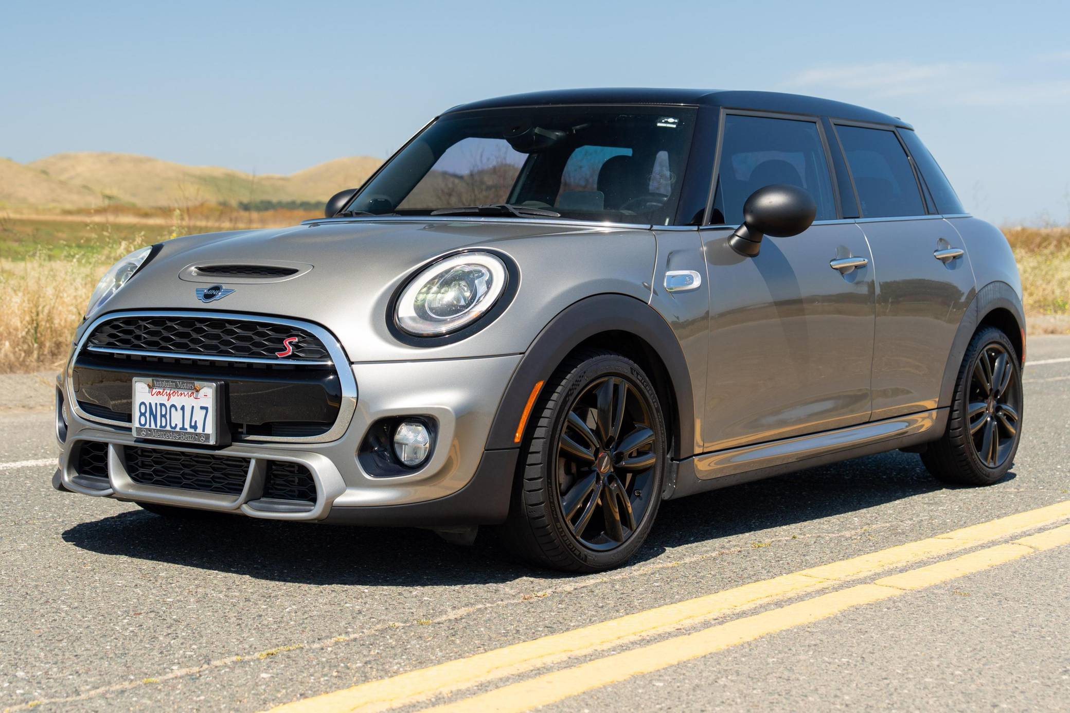 2017 MINI Cooper