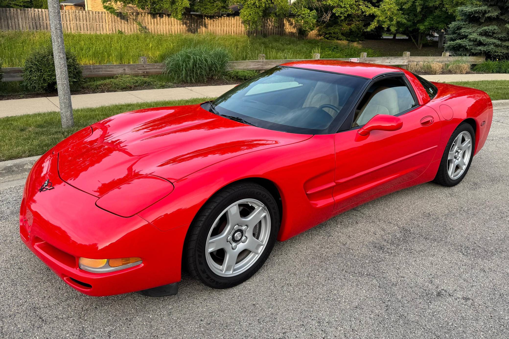 1999 Chevrolet Corvette Coupe VIN: 1G1YY22G4X5104725 for Sale
