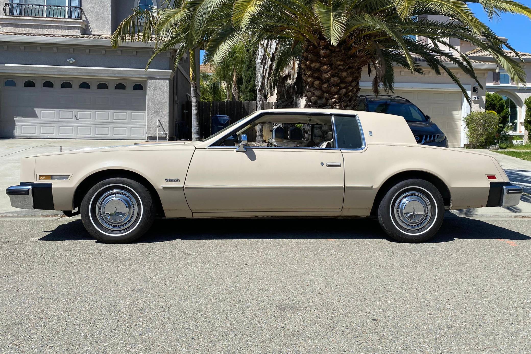 1985 Oldsmobile Toronado Brougham