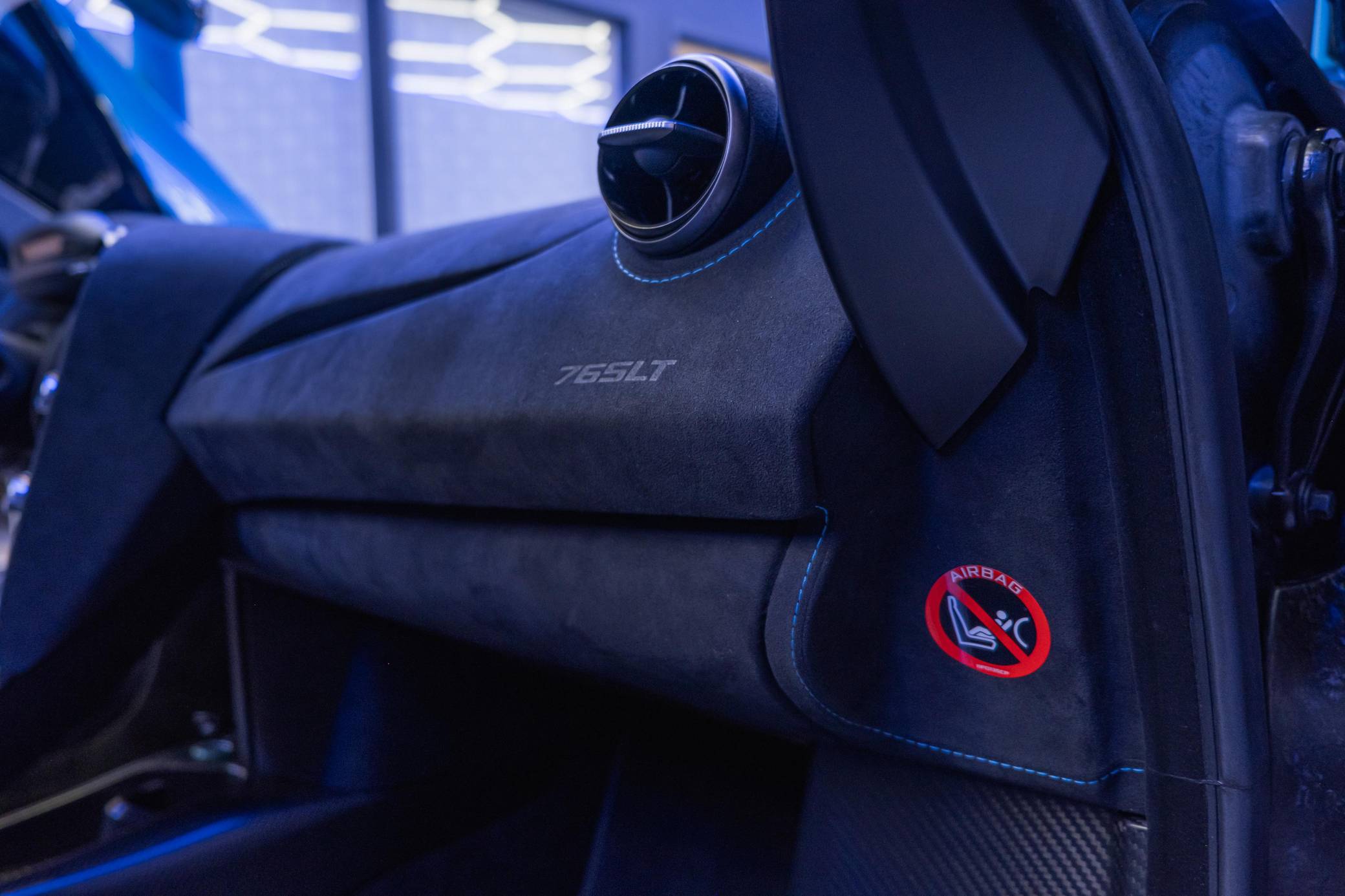 2021 McLaren 765LT Coupe photo 110