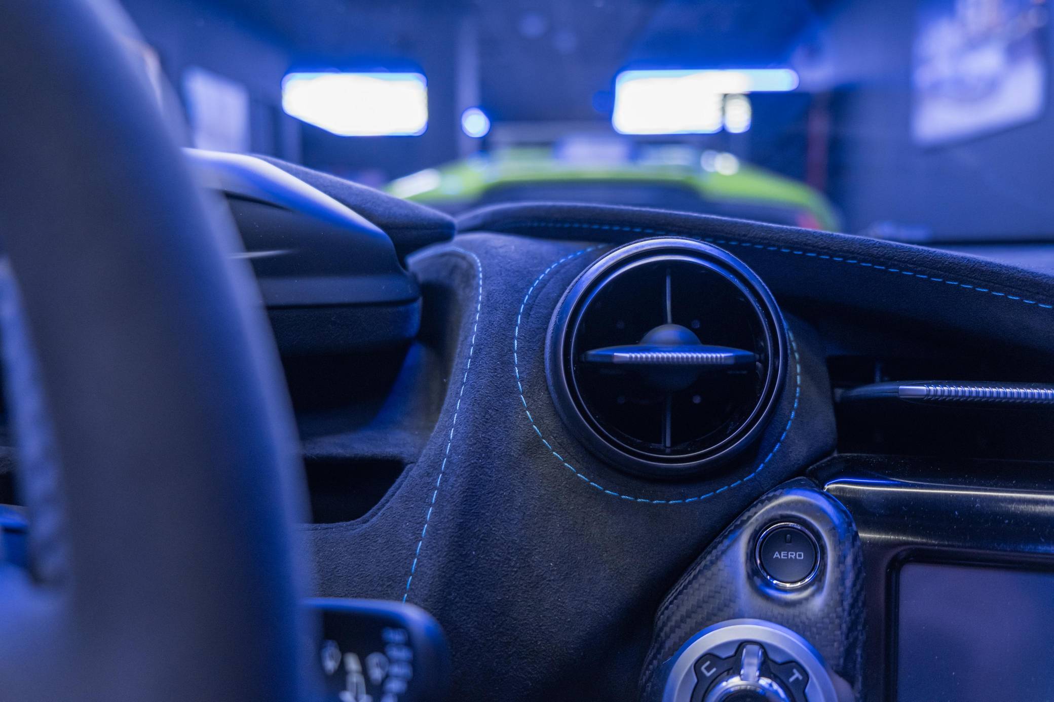 2021 McLaren 765LT Coupe photo 106