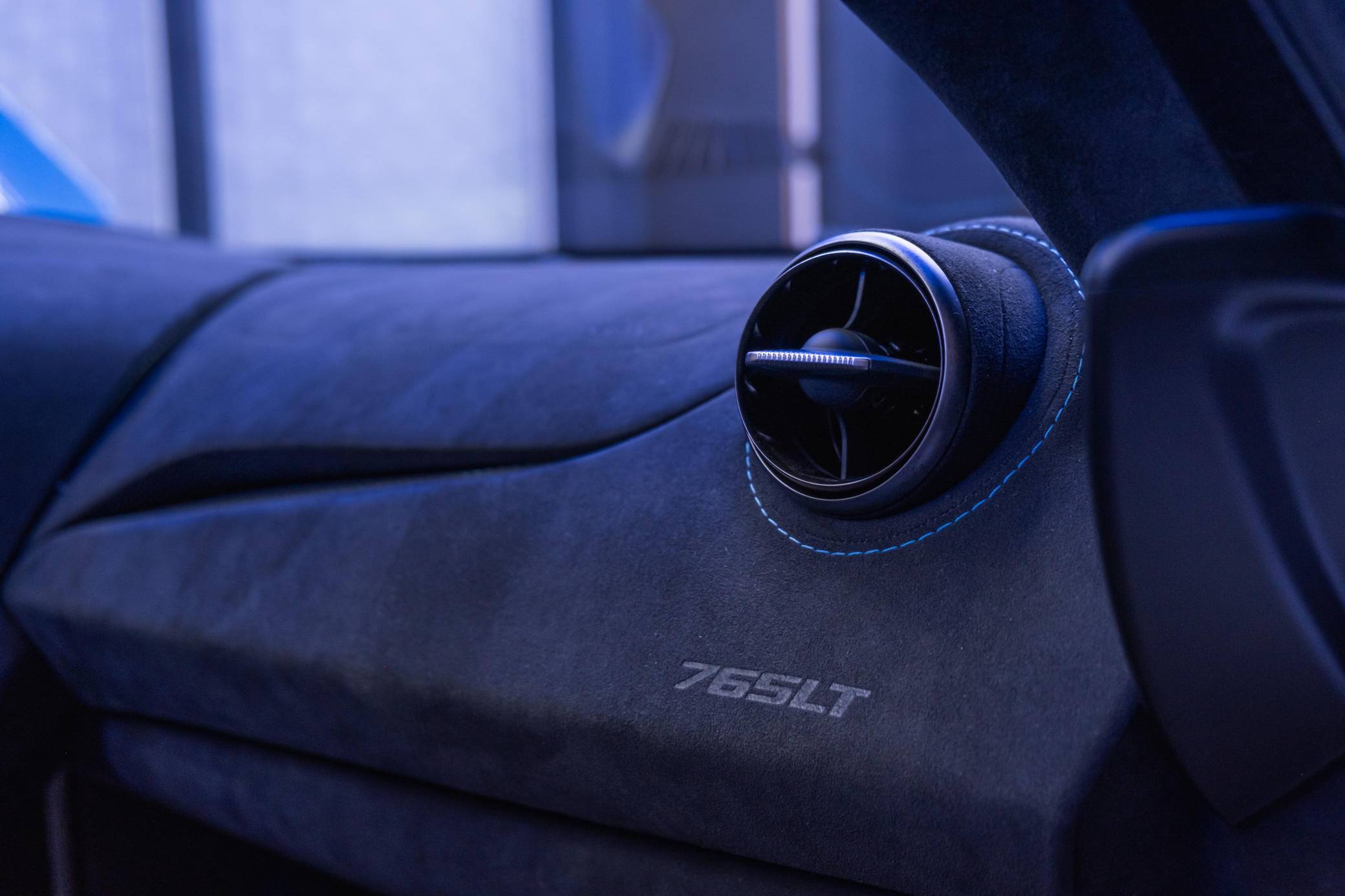 2021 McLaren 765LT Coupe photo 109