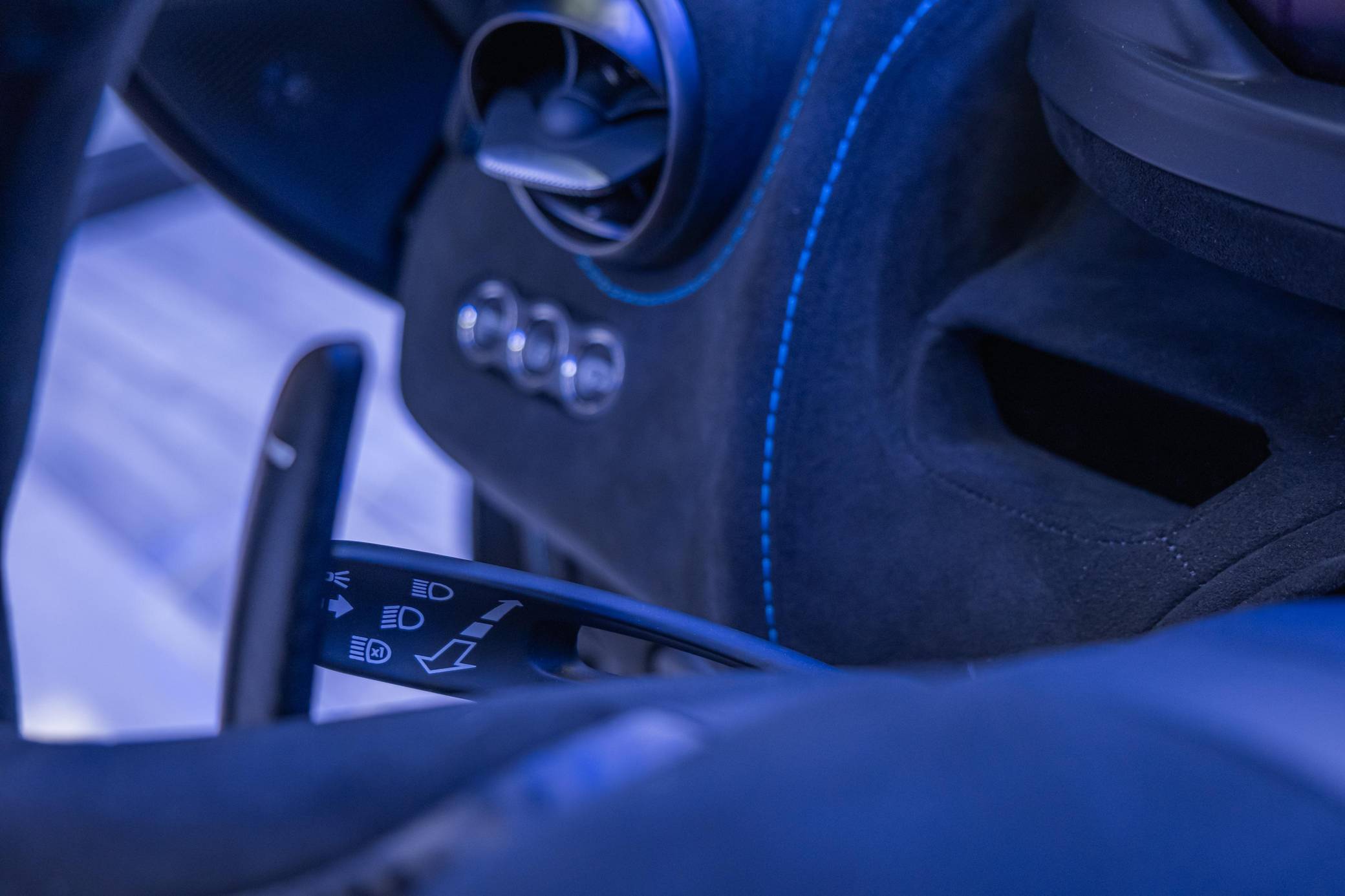 2021 McLaren 765LT Coupe photo 99