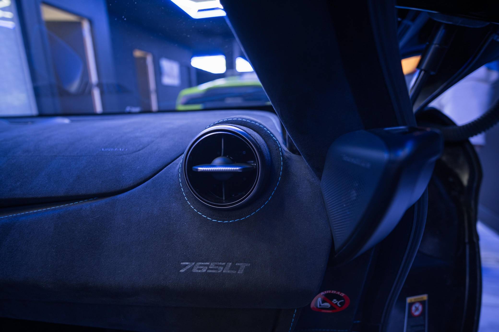 2021 McLaren 765LT Coupe photo 108