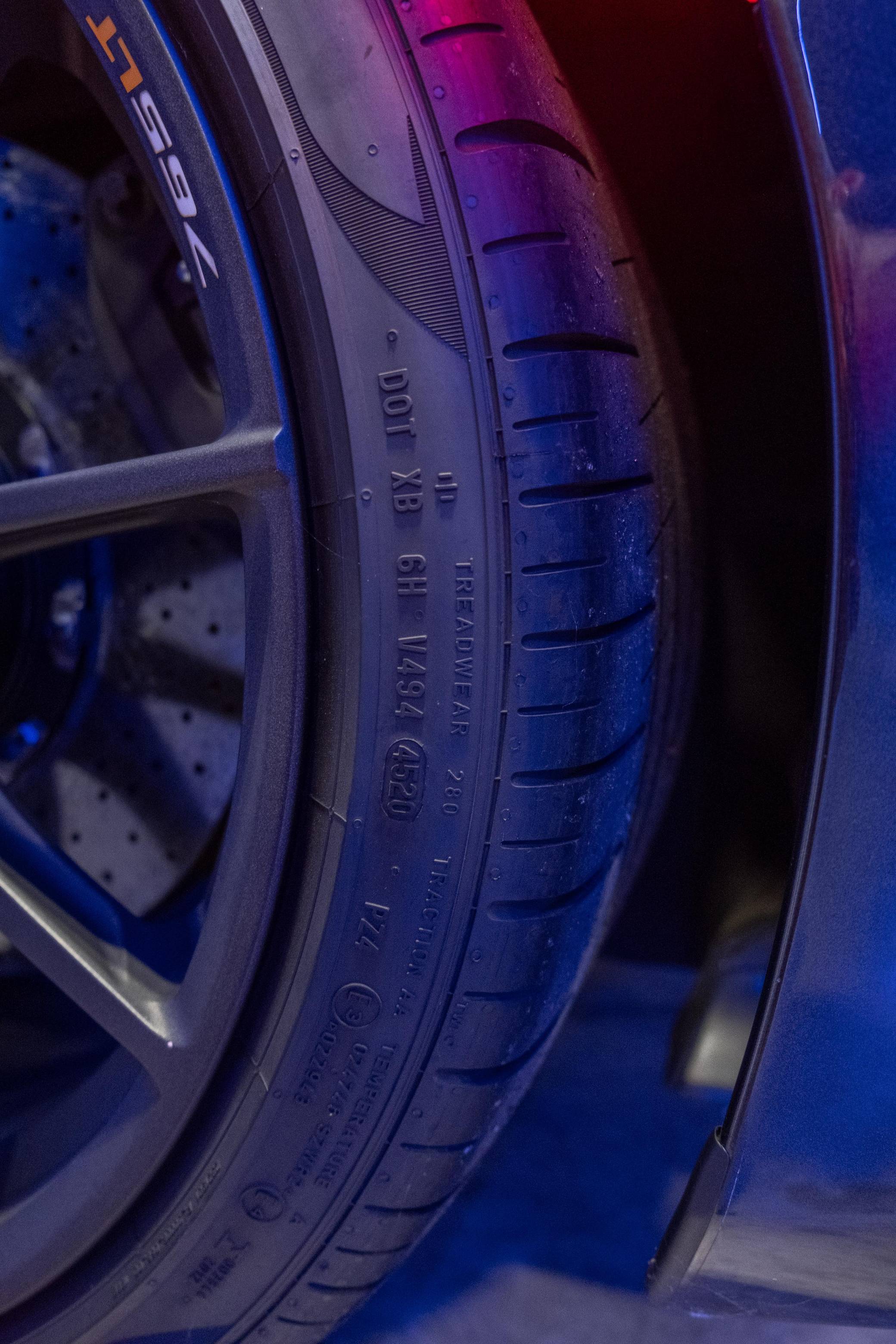 2021 McLaren 765LT Coupe photo 77