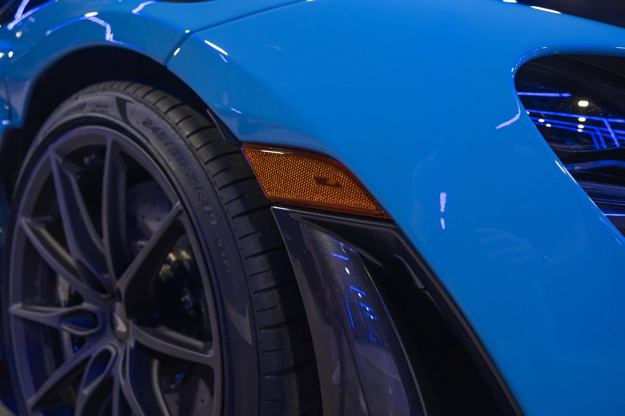 2021 McLaren 765LT Coupe photo 68