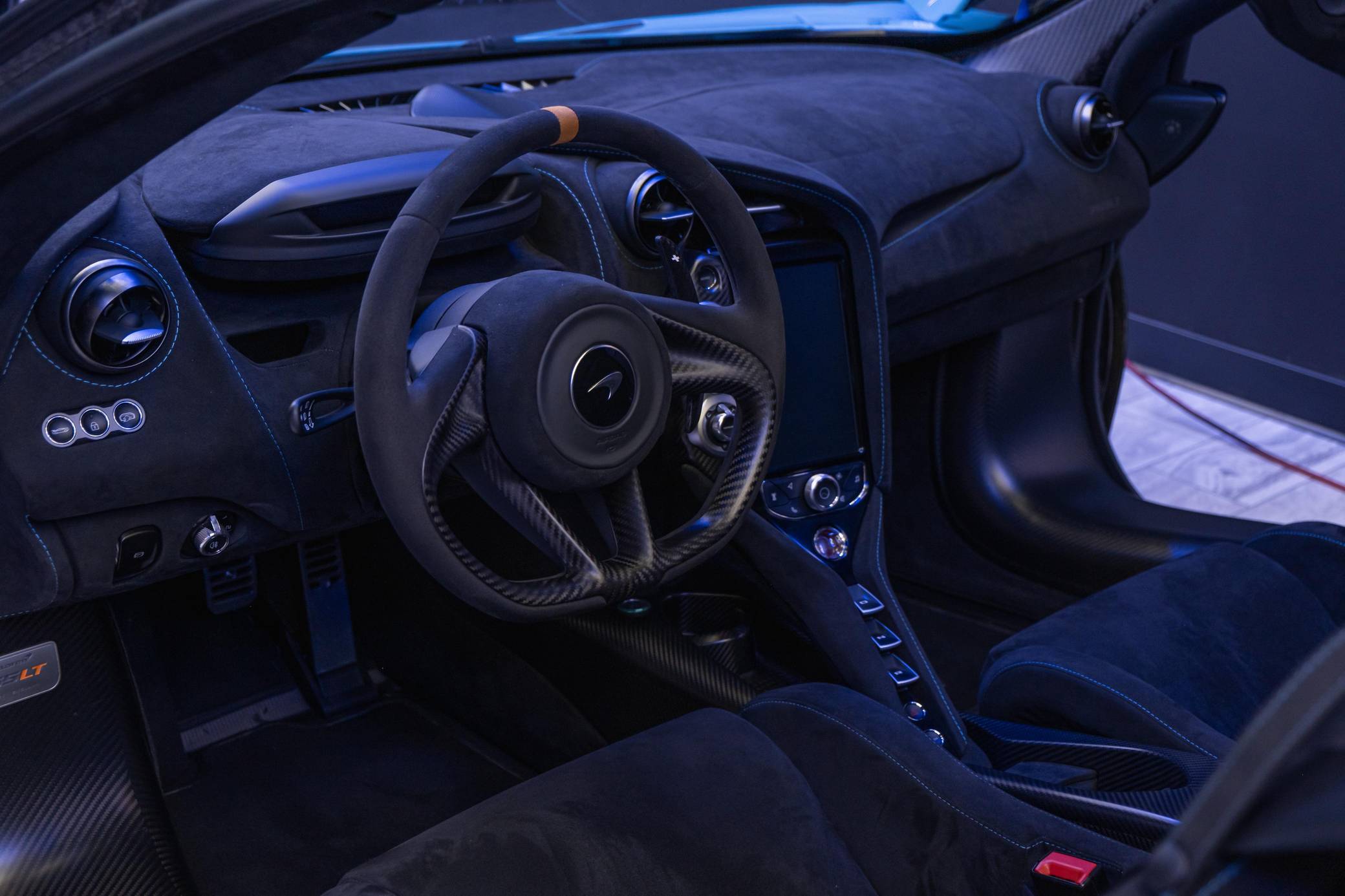 2021 McLaren 765LT Coupe photo 92