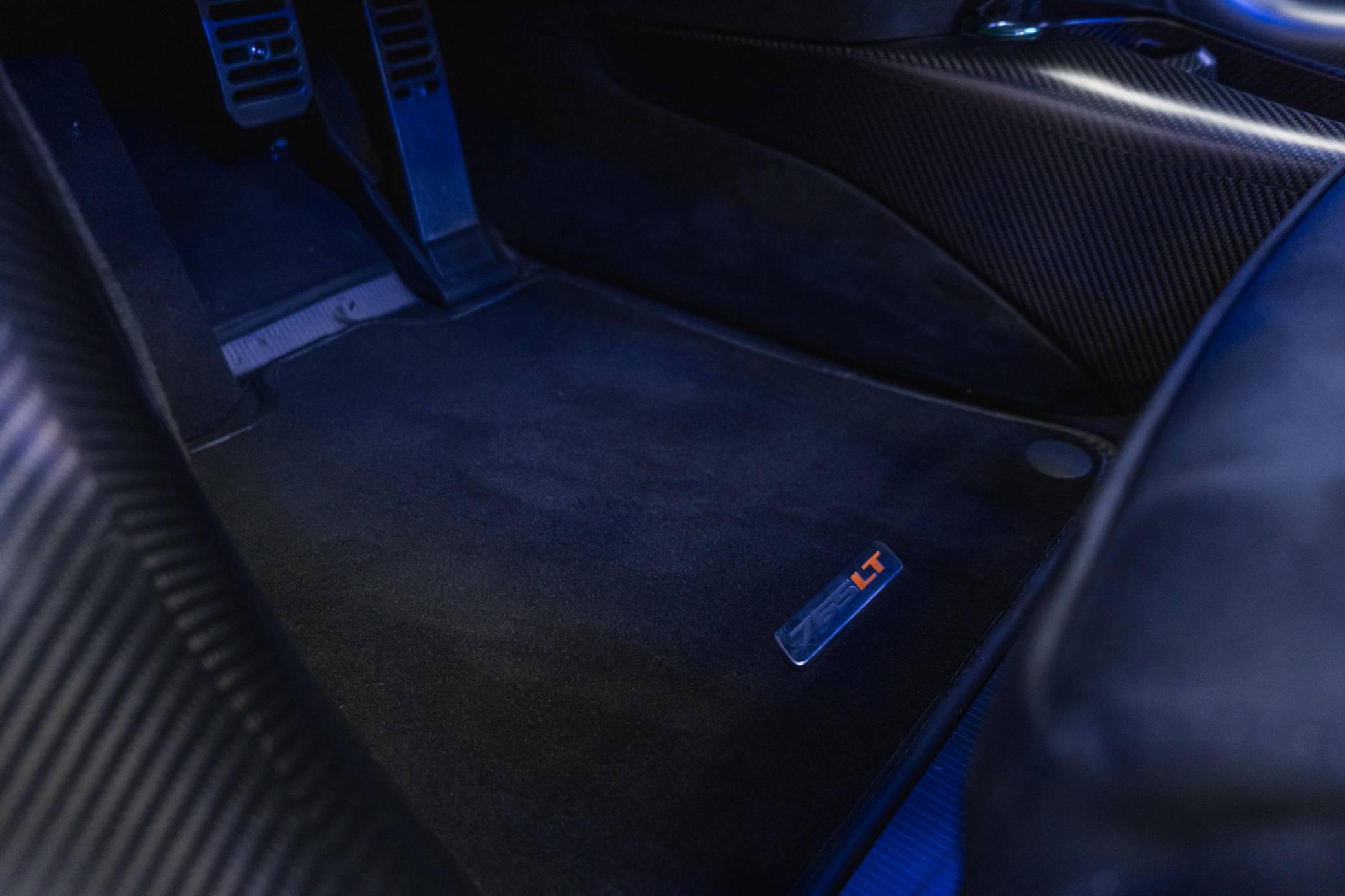 2021 McLaren 765LT Coupe photo 127