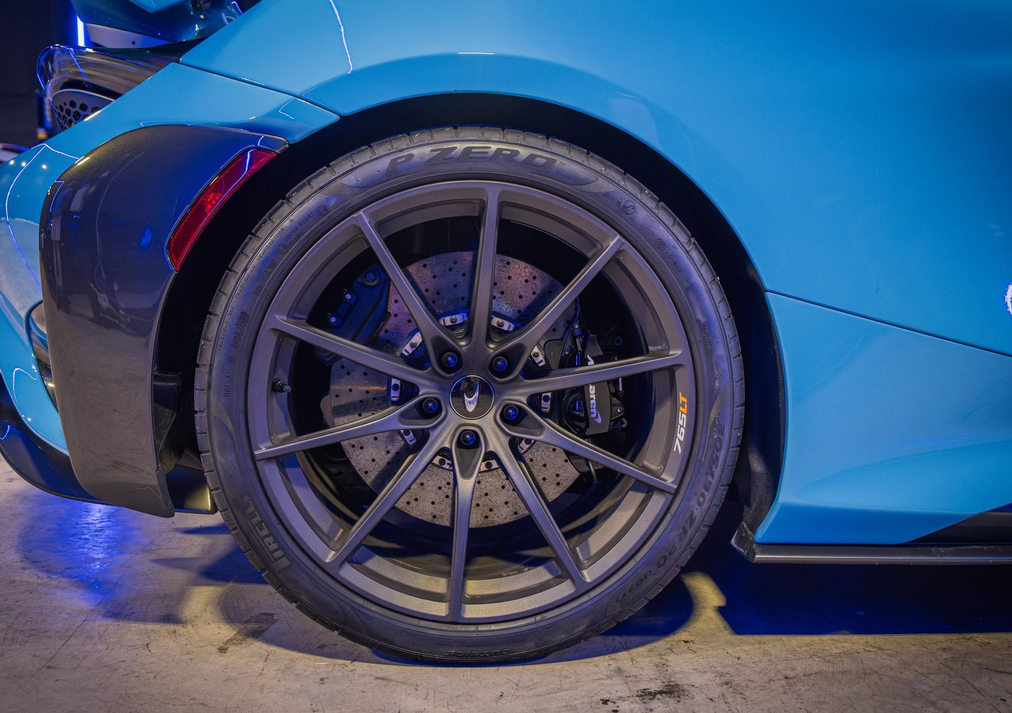 2021 McLaren 765LT Coupe photo 71