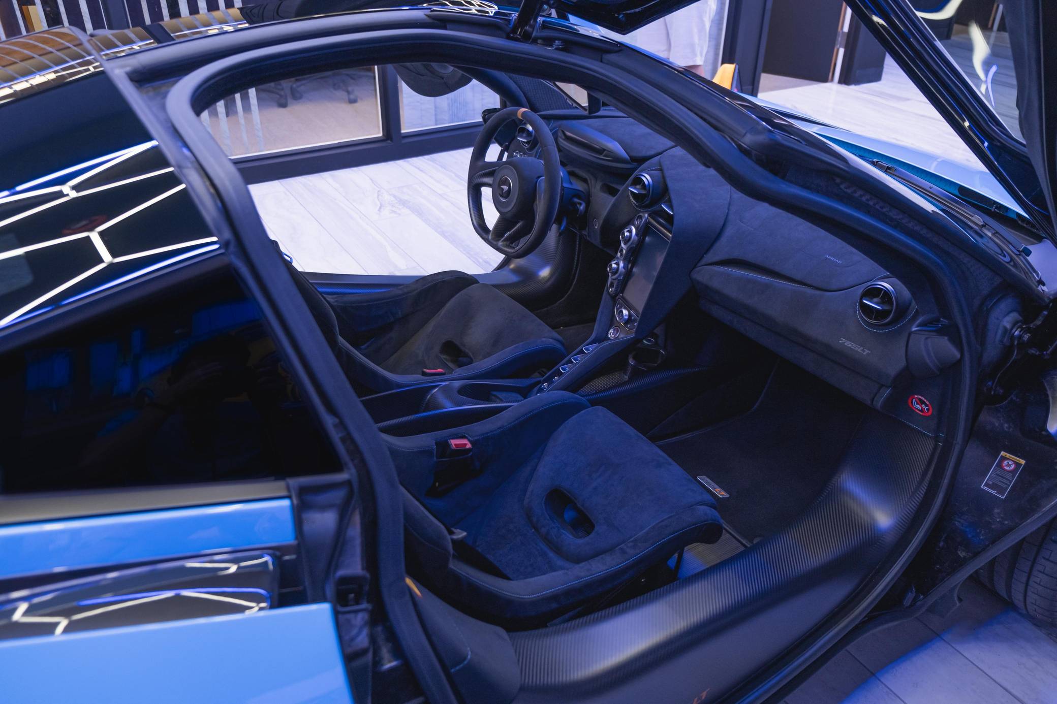 2021 McLaren 765LT Coupe photo 112