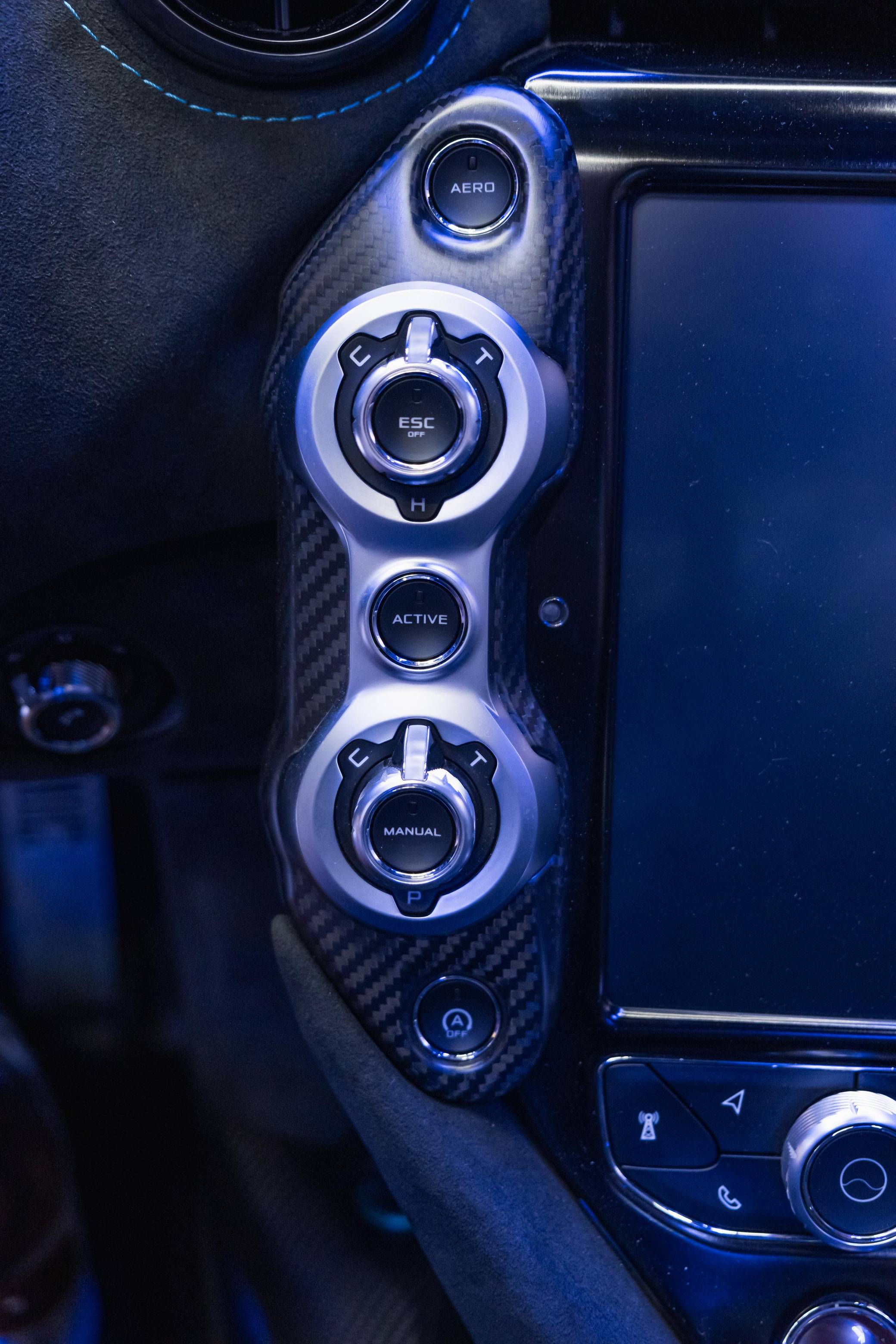 2021 McLaren 765LT Coupe photo 116