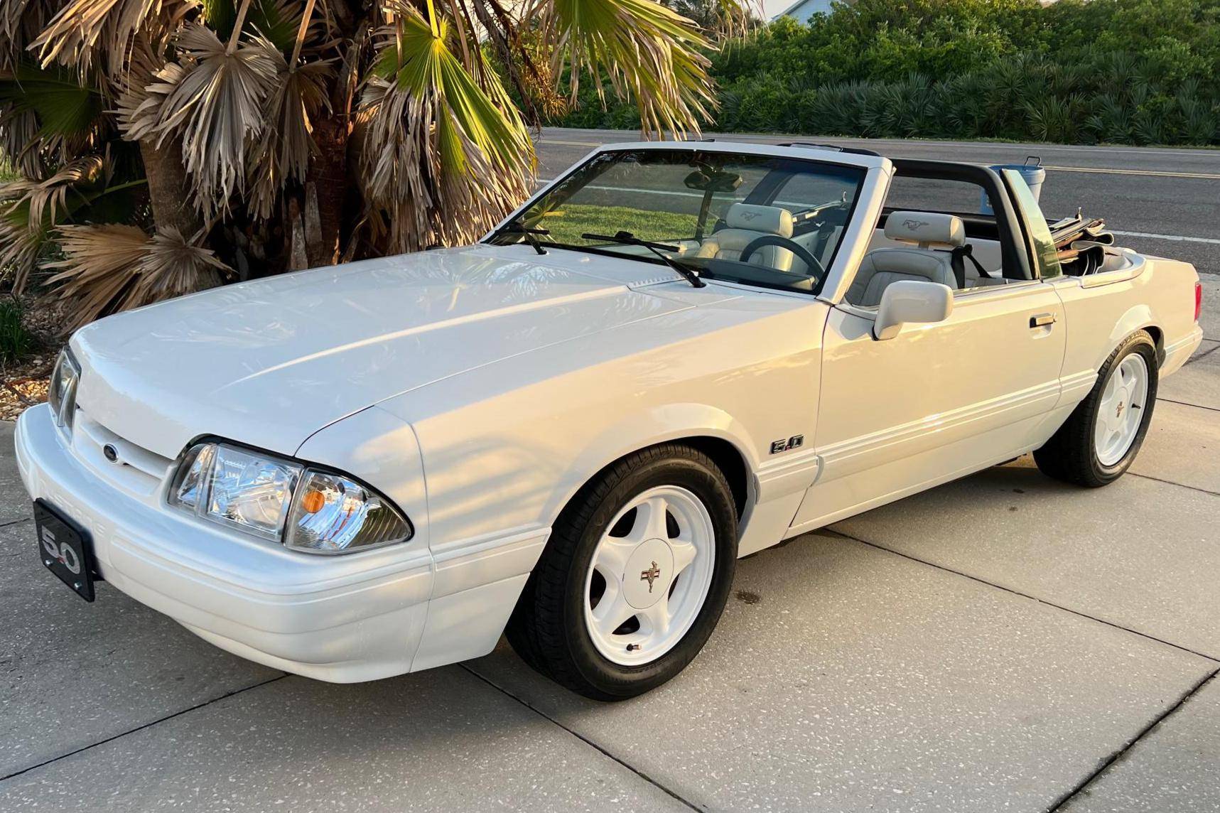 1993 Ford Mustang LX 5.0 Convertible