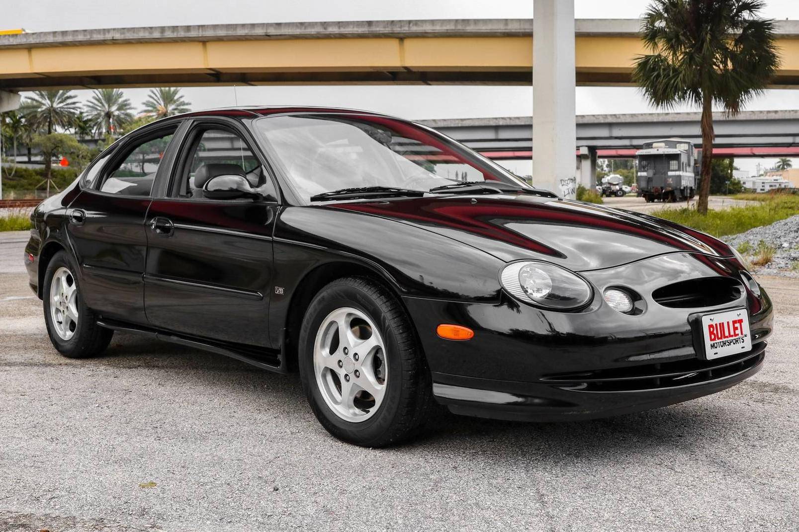 1999 Ford Taurus SHO