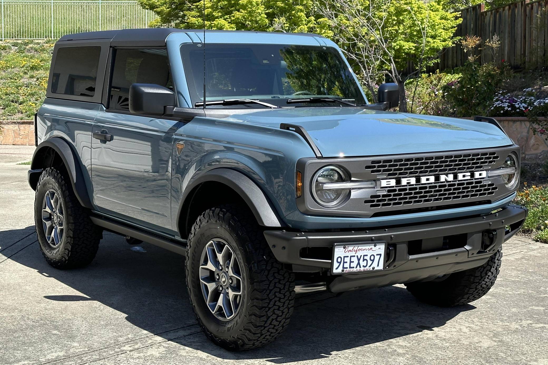 Customized Ford Bronco Raiders Edition To Be Auctioned This Weekend