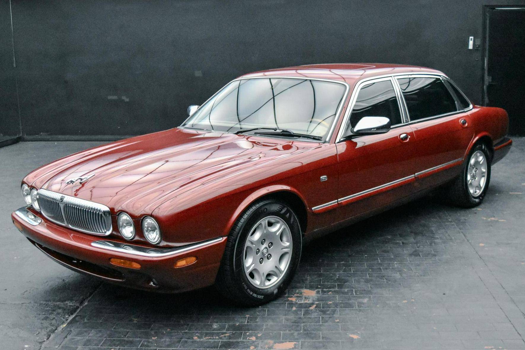 2003 Jaguar XJ Vanden Plas